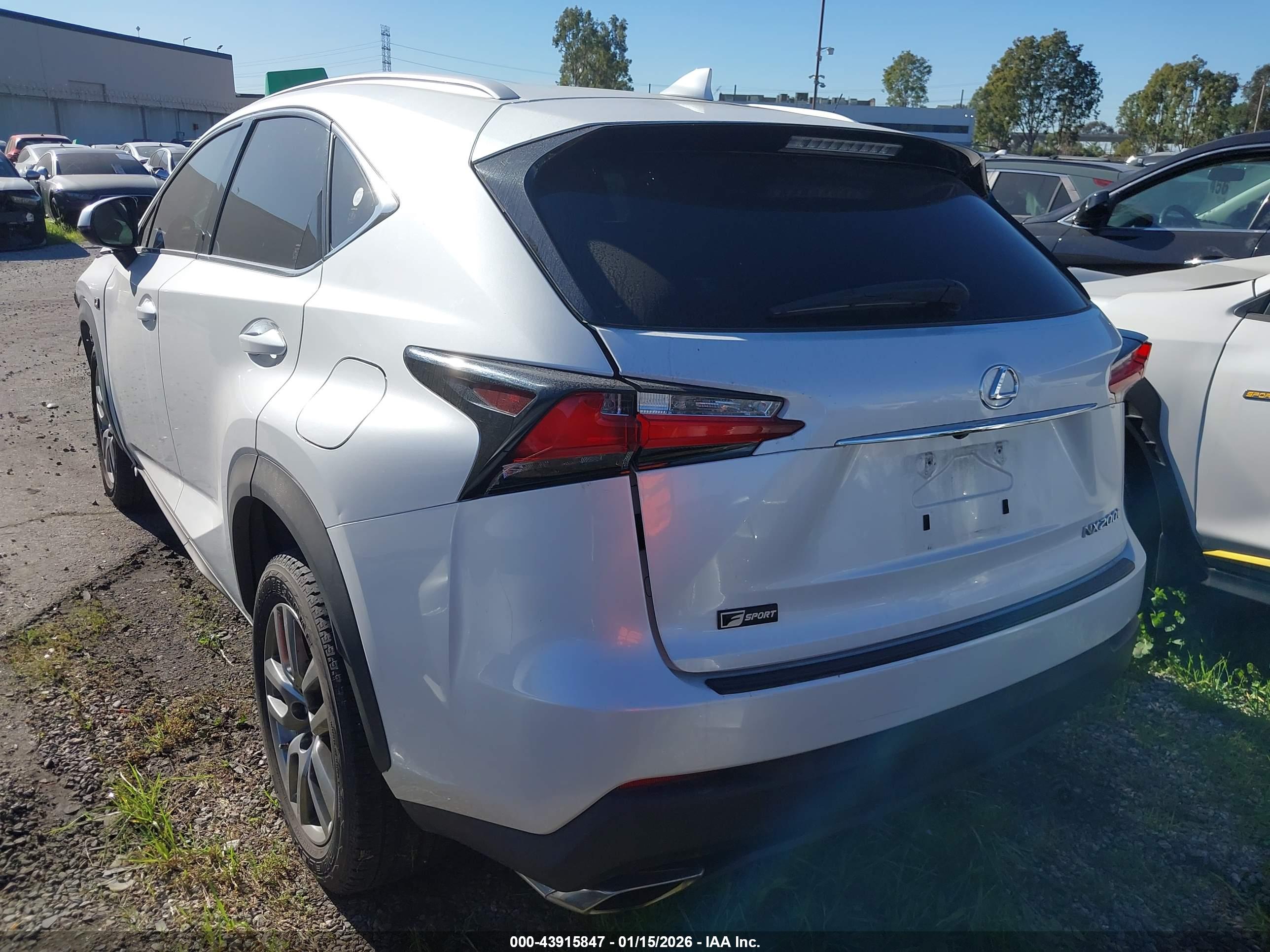LEXUS NX image 3