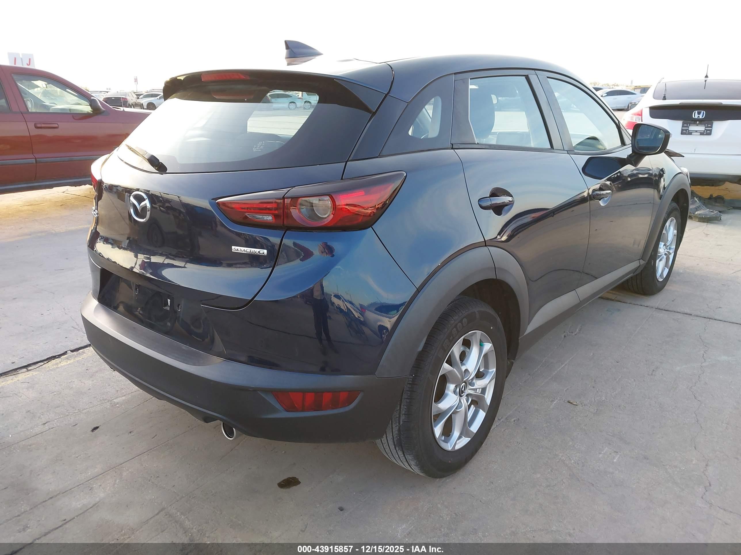 MAZDA CX-3 image 4