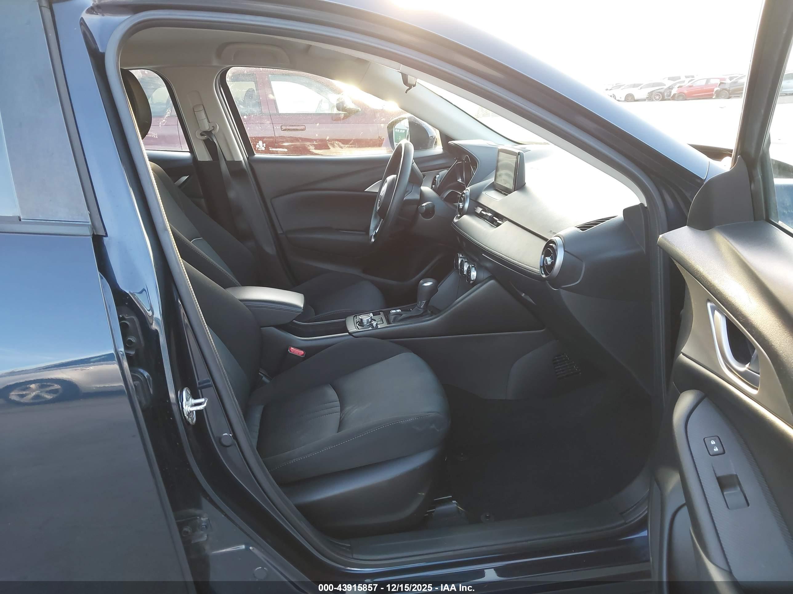 MAZDA CX-3 image 5