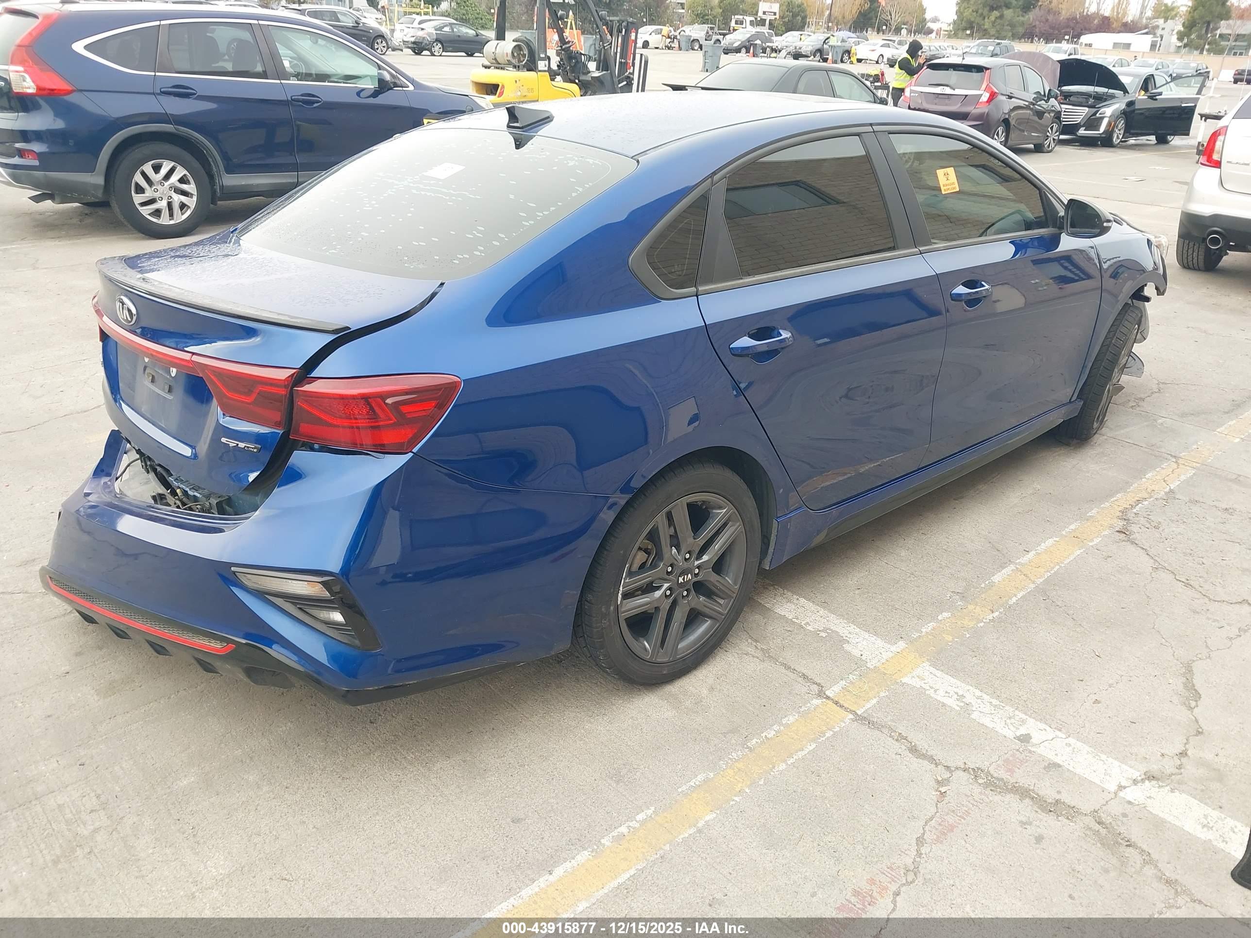 KIA FORTE image 4