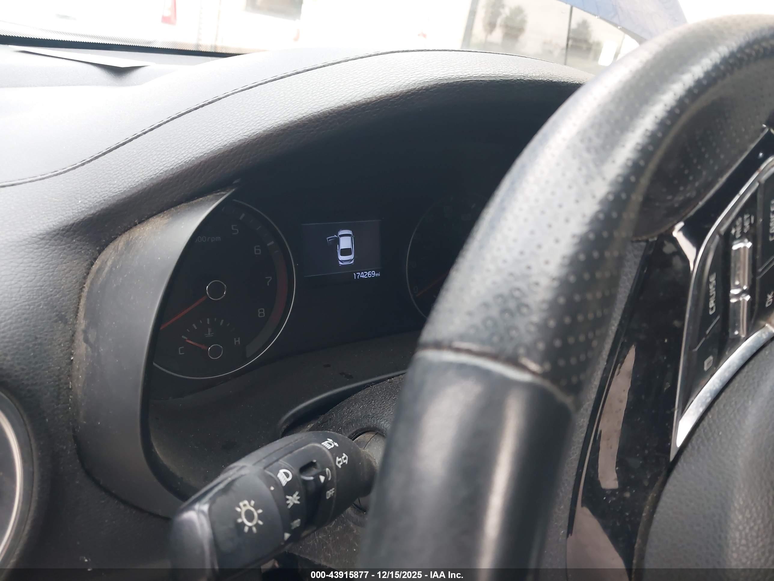 KIA FORTE image 7
