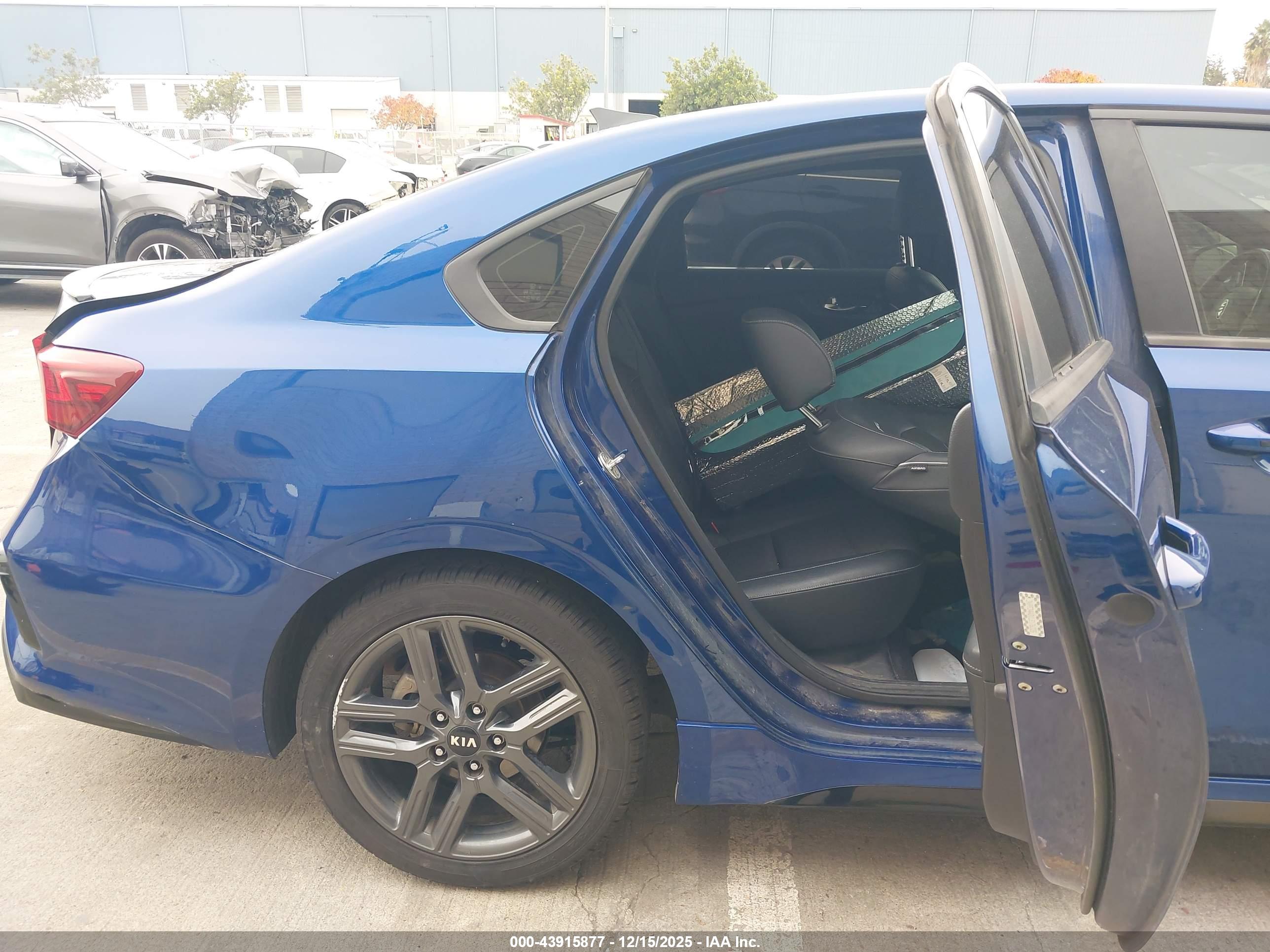 KIA FORTE image 8