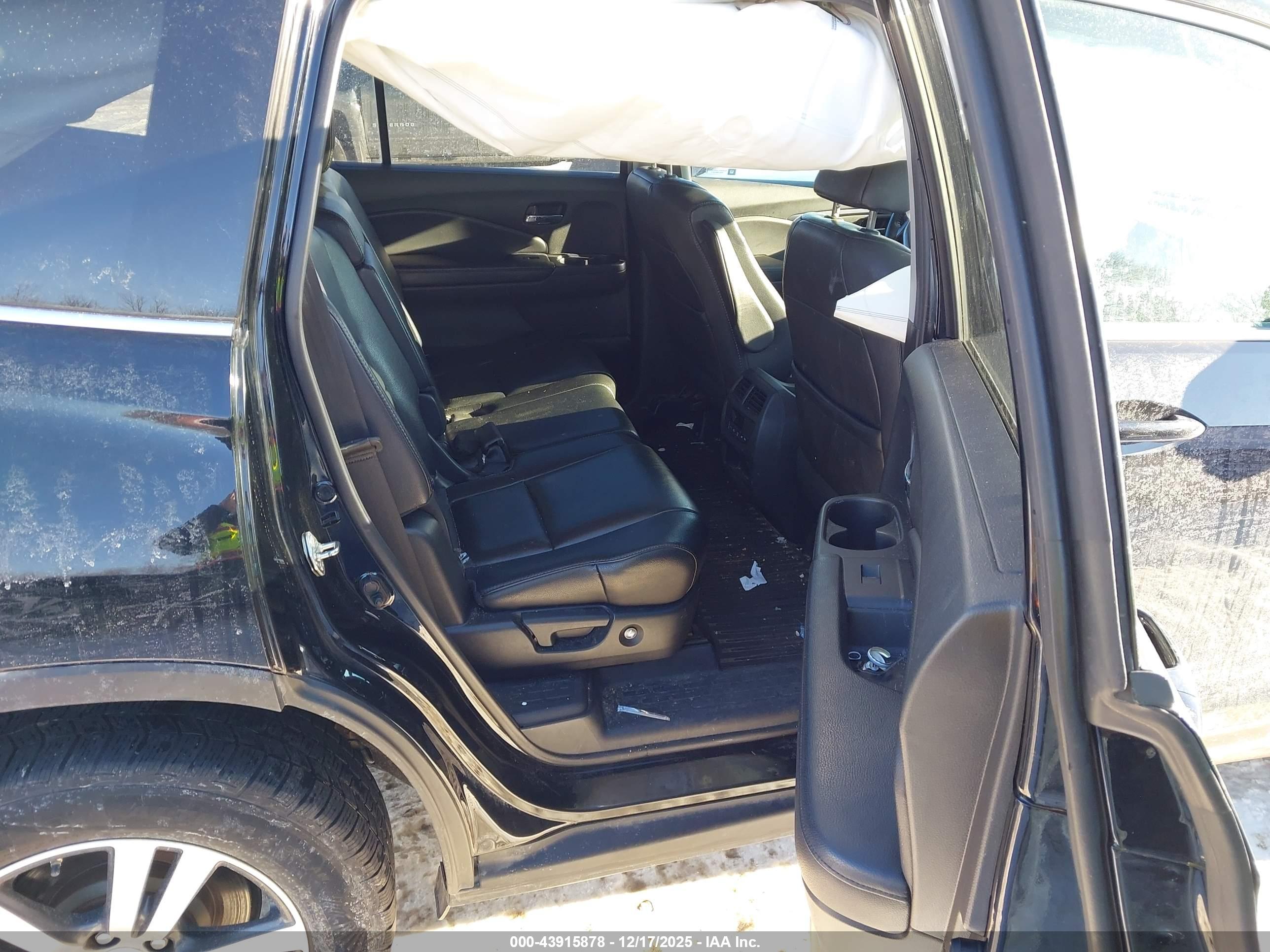 HONDA PILOT image 8