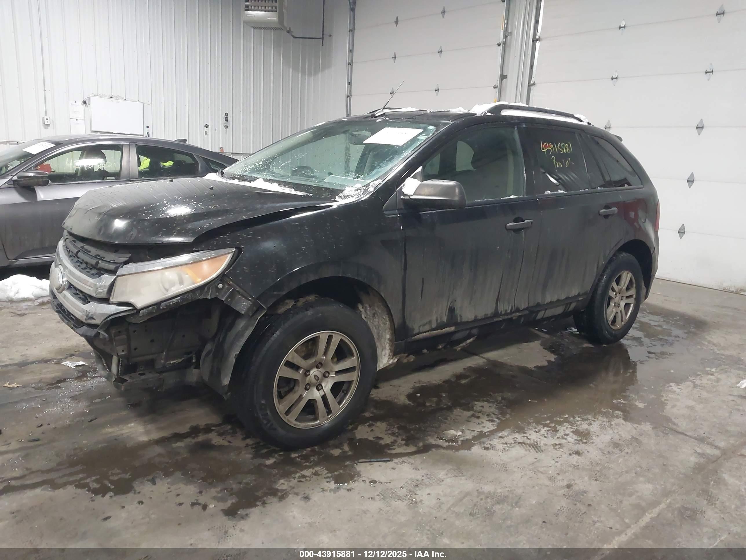 FORD EDGE image 2