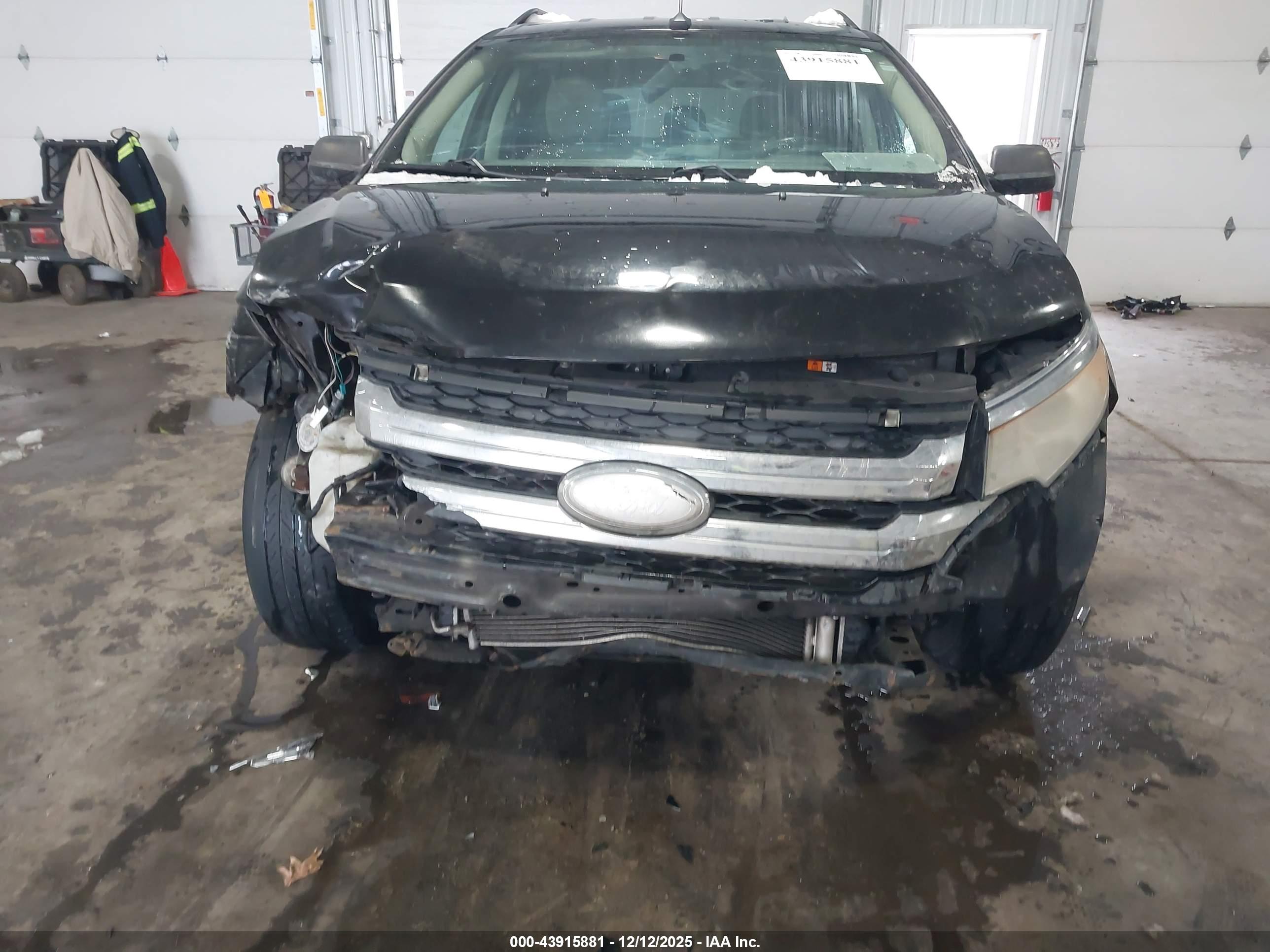 FORD EDGE image 6