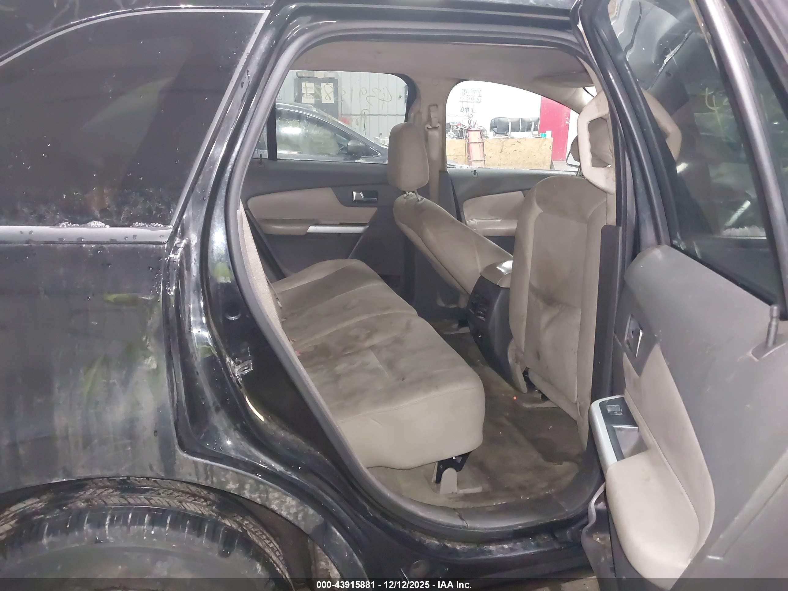 FORD EDGE image 8