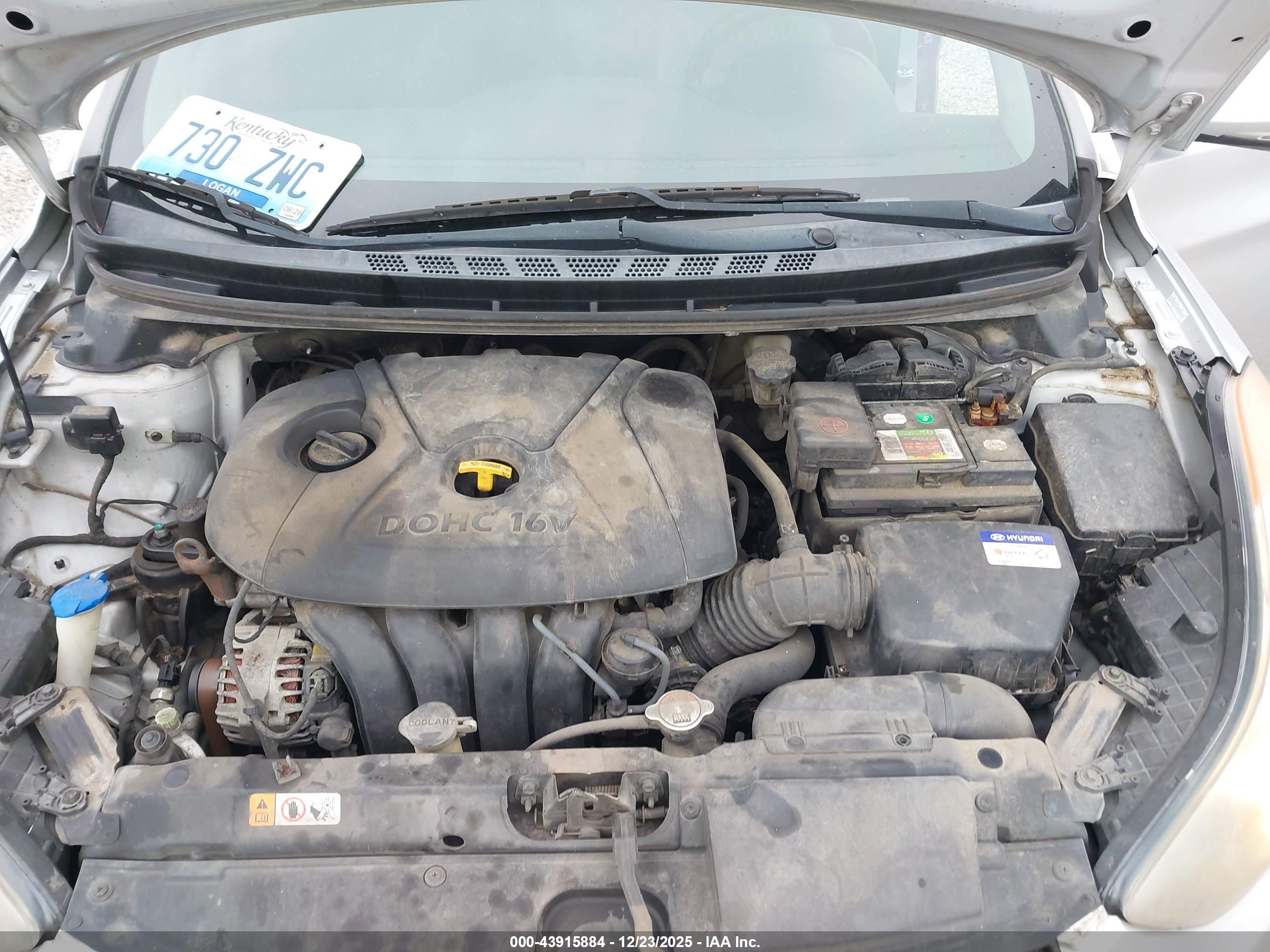 HYUNDAI ELANTRA image 10