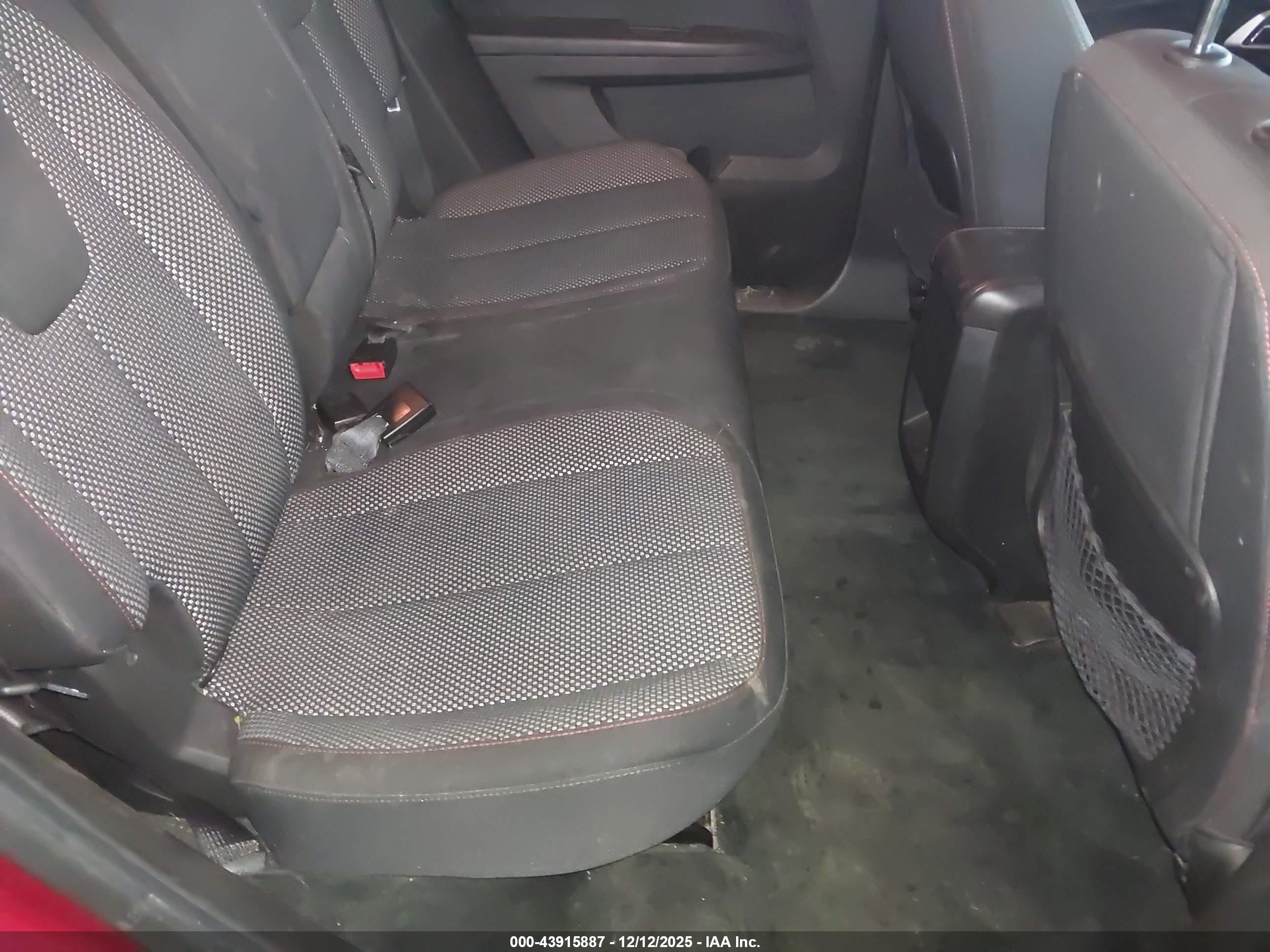CHEVROLET EQUINOX image 8