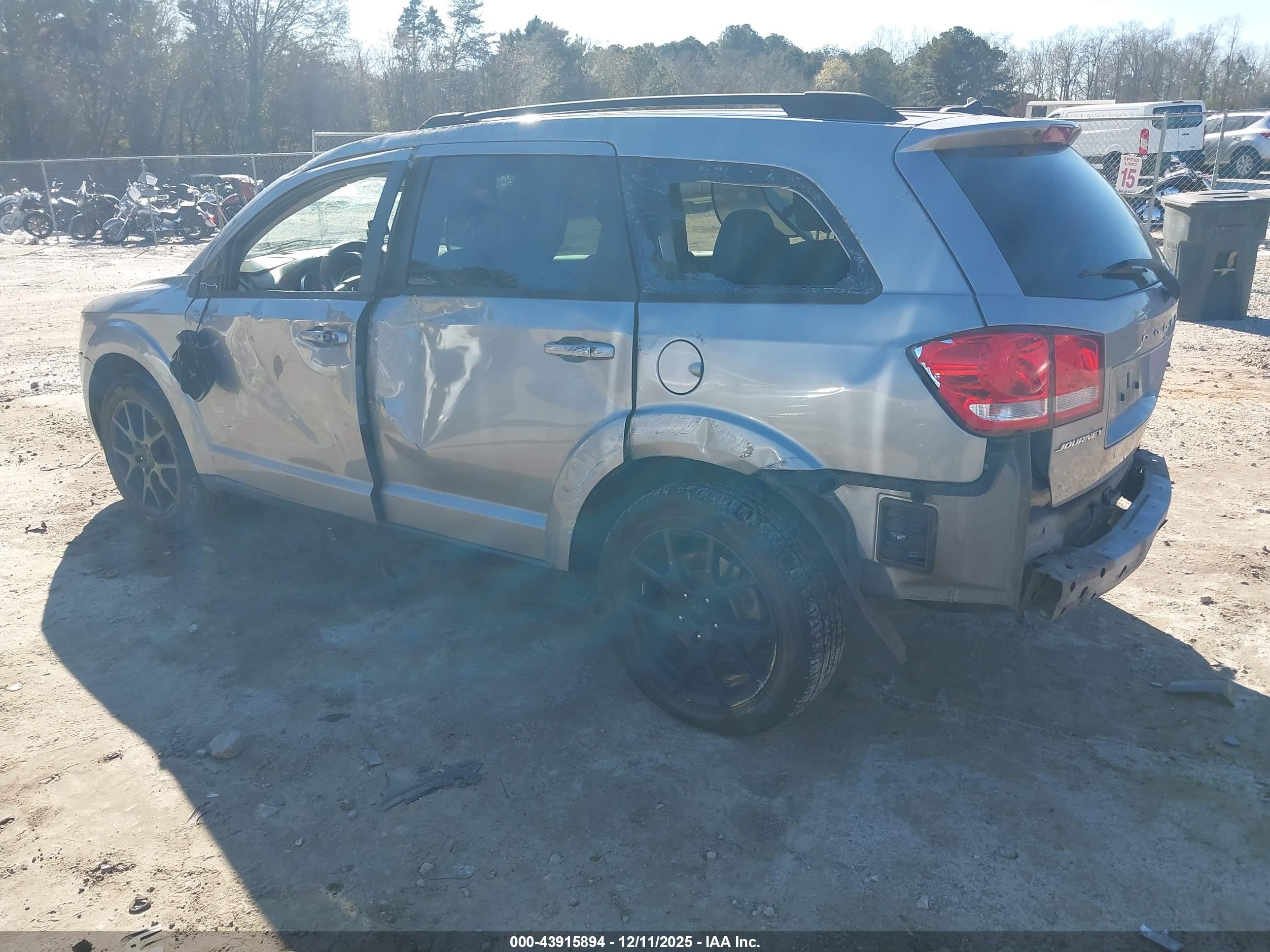 DODGE JOURNEY image 3