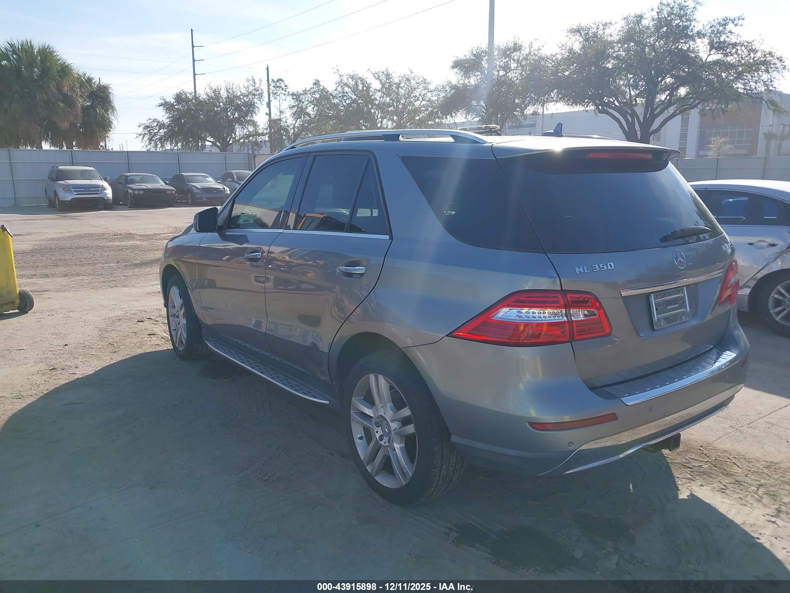 MERCEDES-BENZ ML image 3