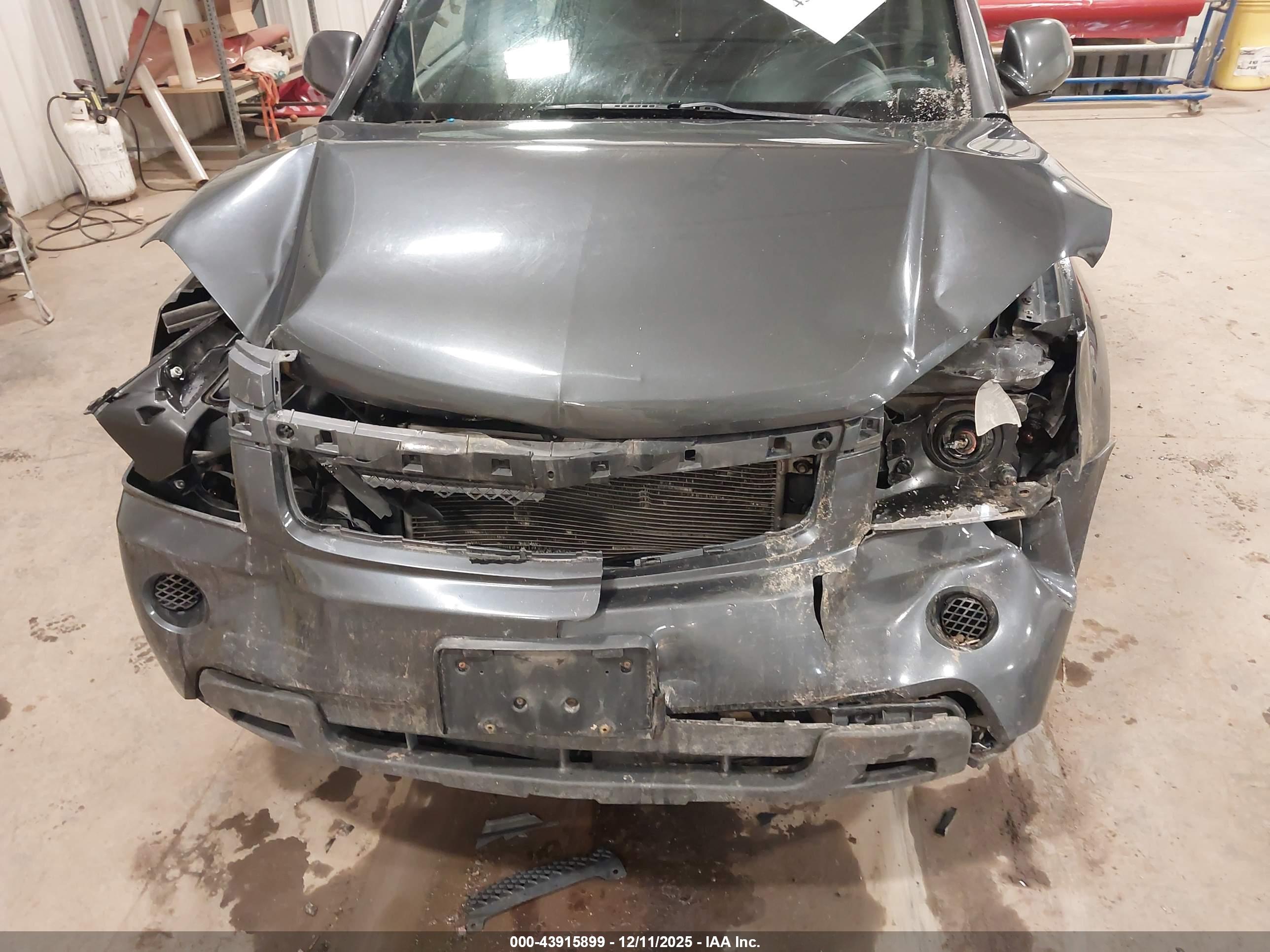 CHEVROLET EQUINOX image 6
