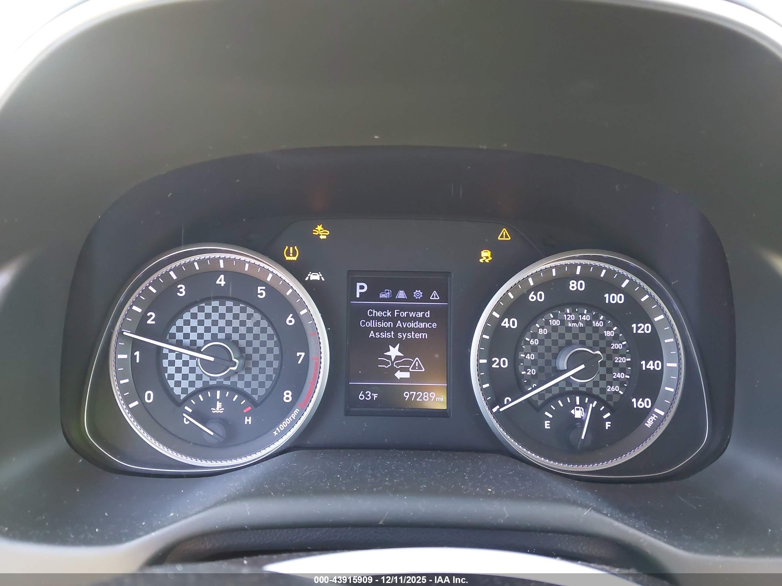 HYUNDAI ELANTRA image 7