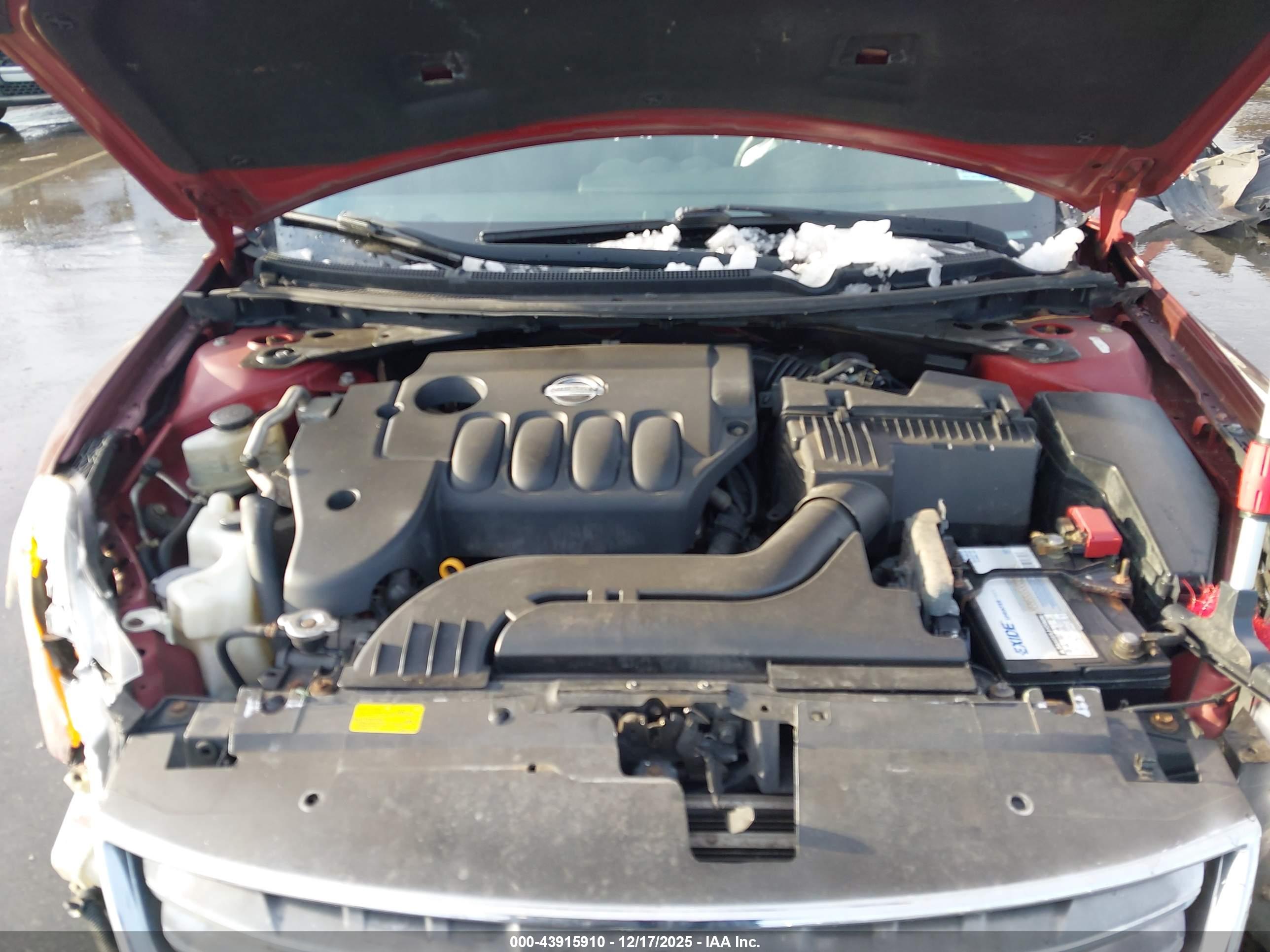 NISSAN ALTIMA image 10