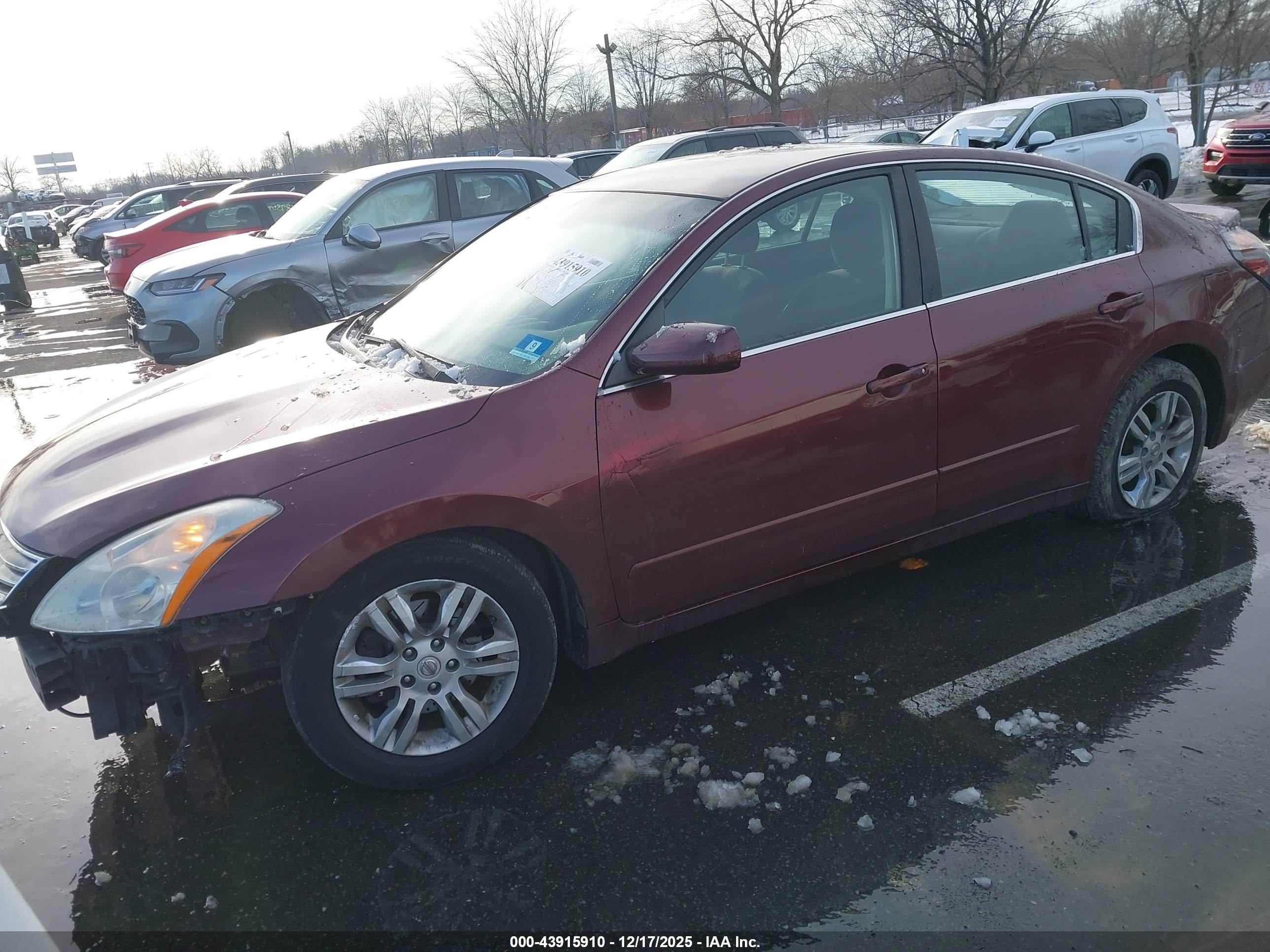 NISSAN ALTIMA image 2