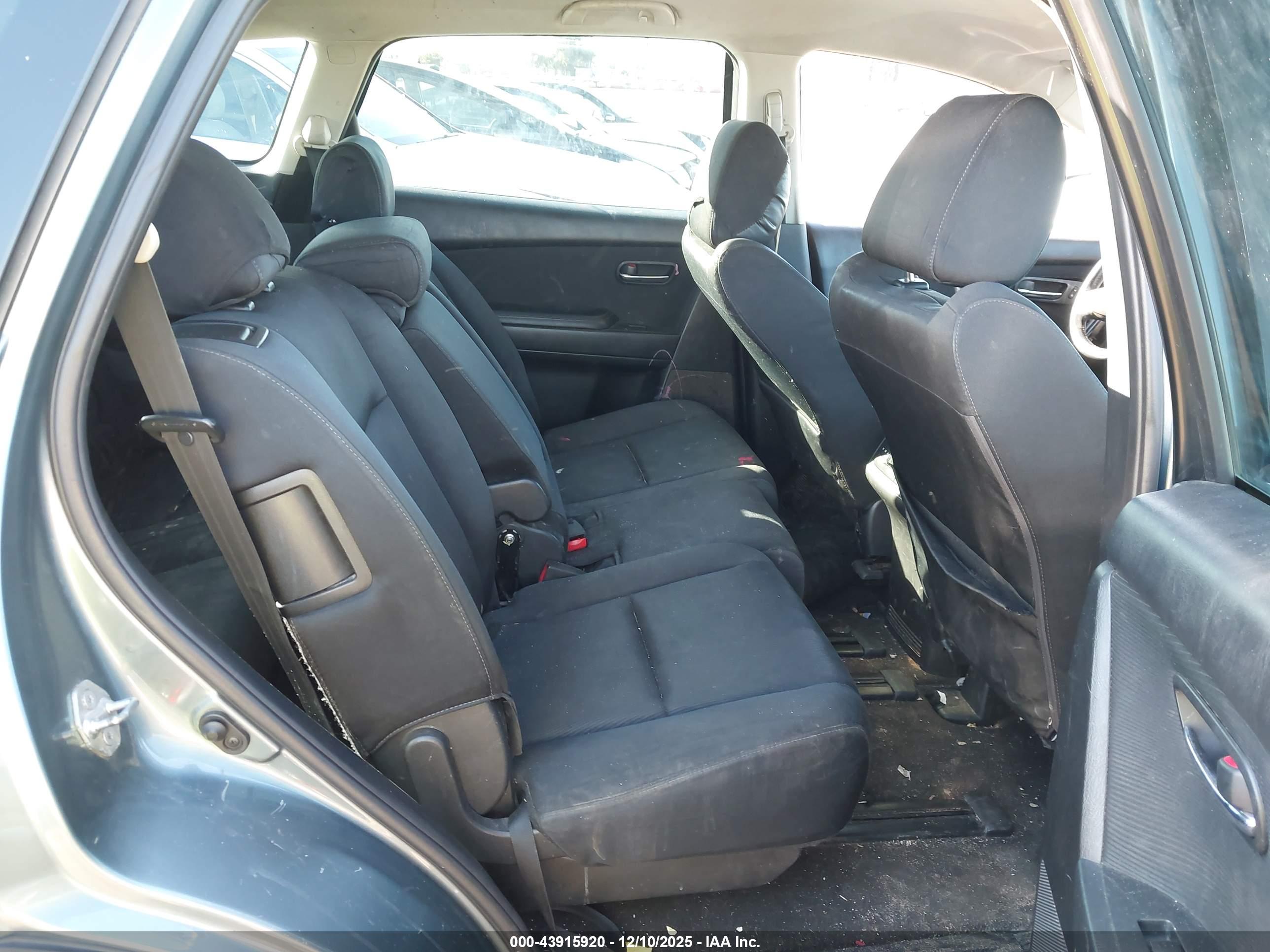 MAZDA CX-9 image 8