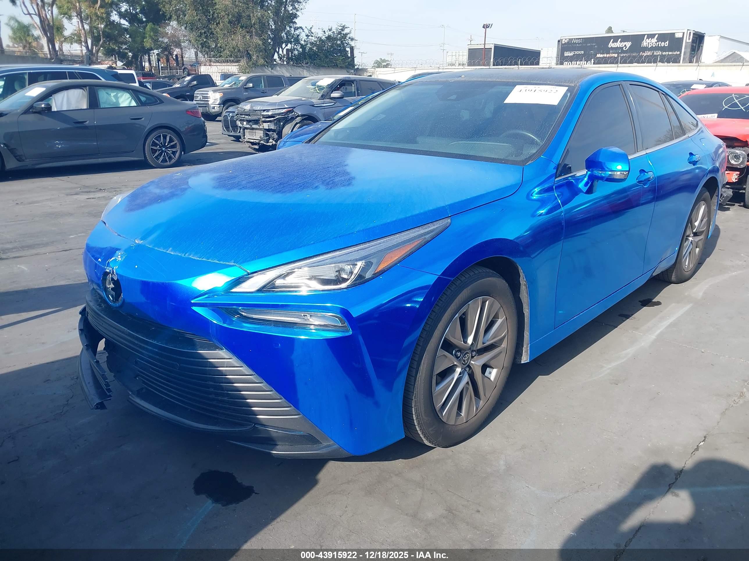 TOYOTA MIRAI image 2
