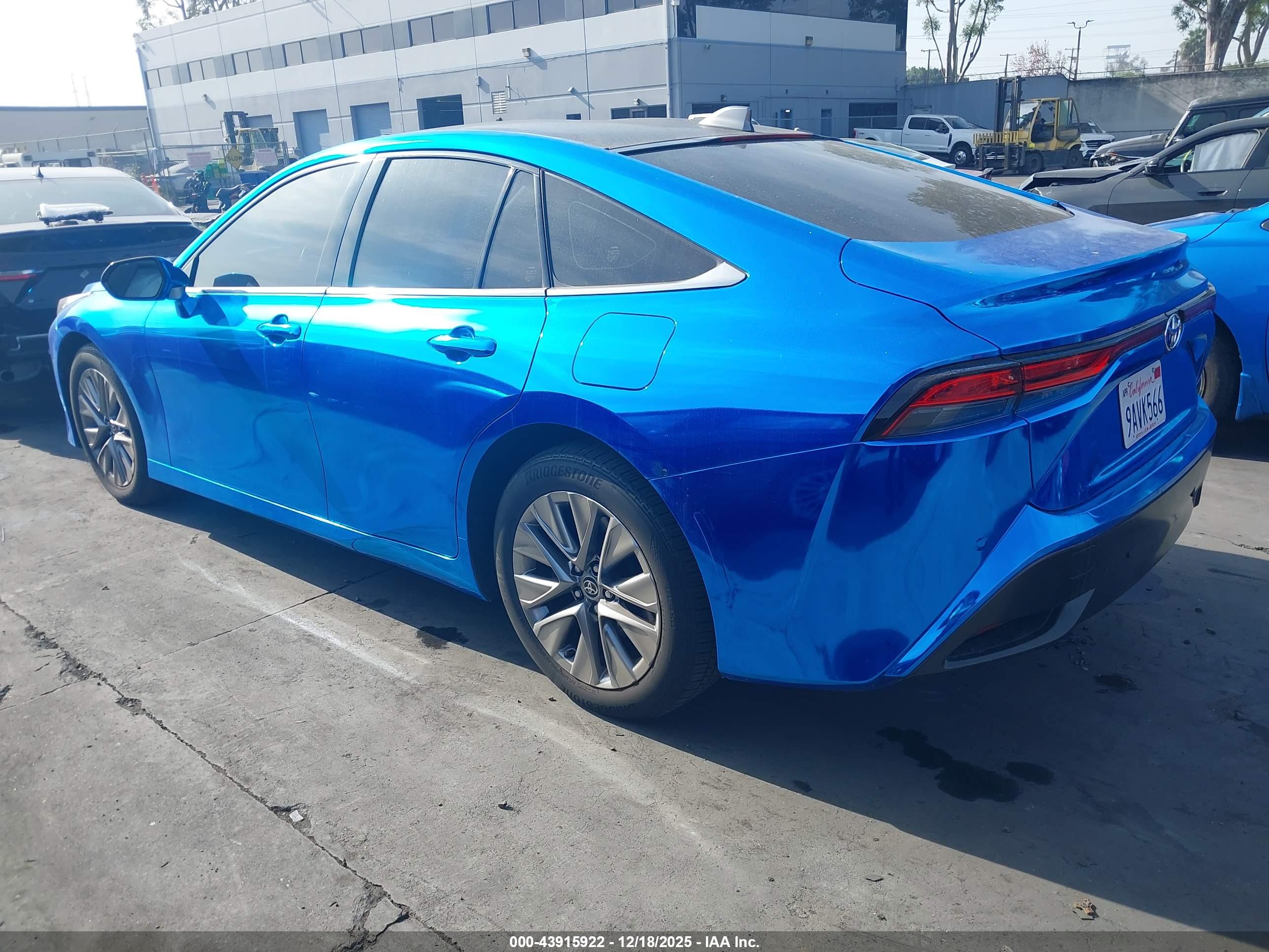 TOYOTA MIRAI image 3