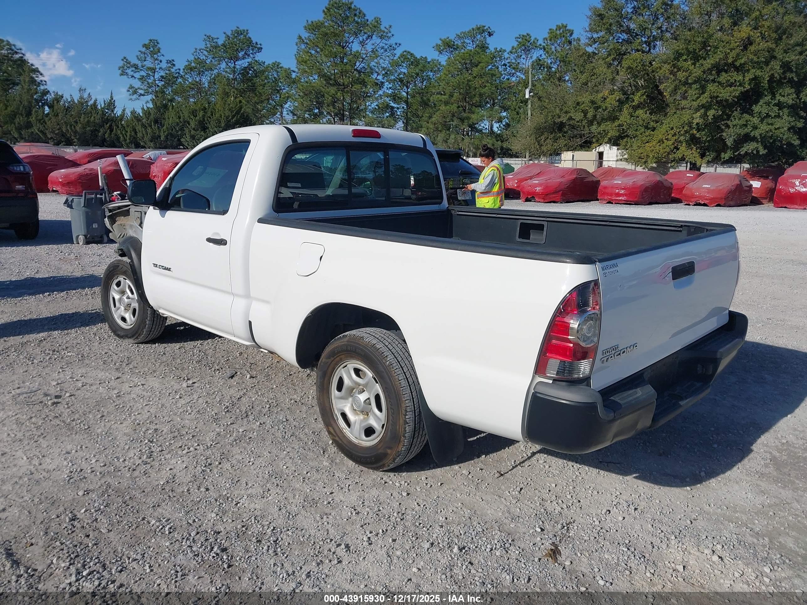 TOYOTA TACOMA image 3