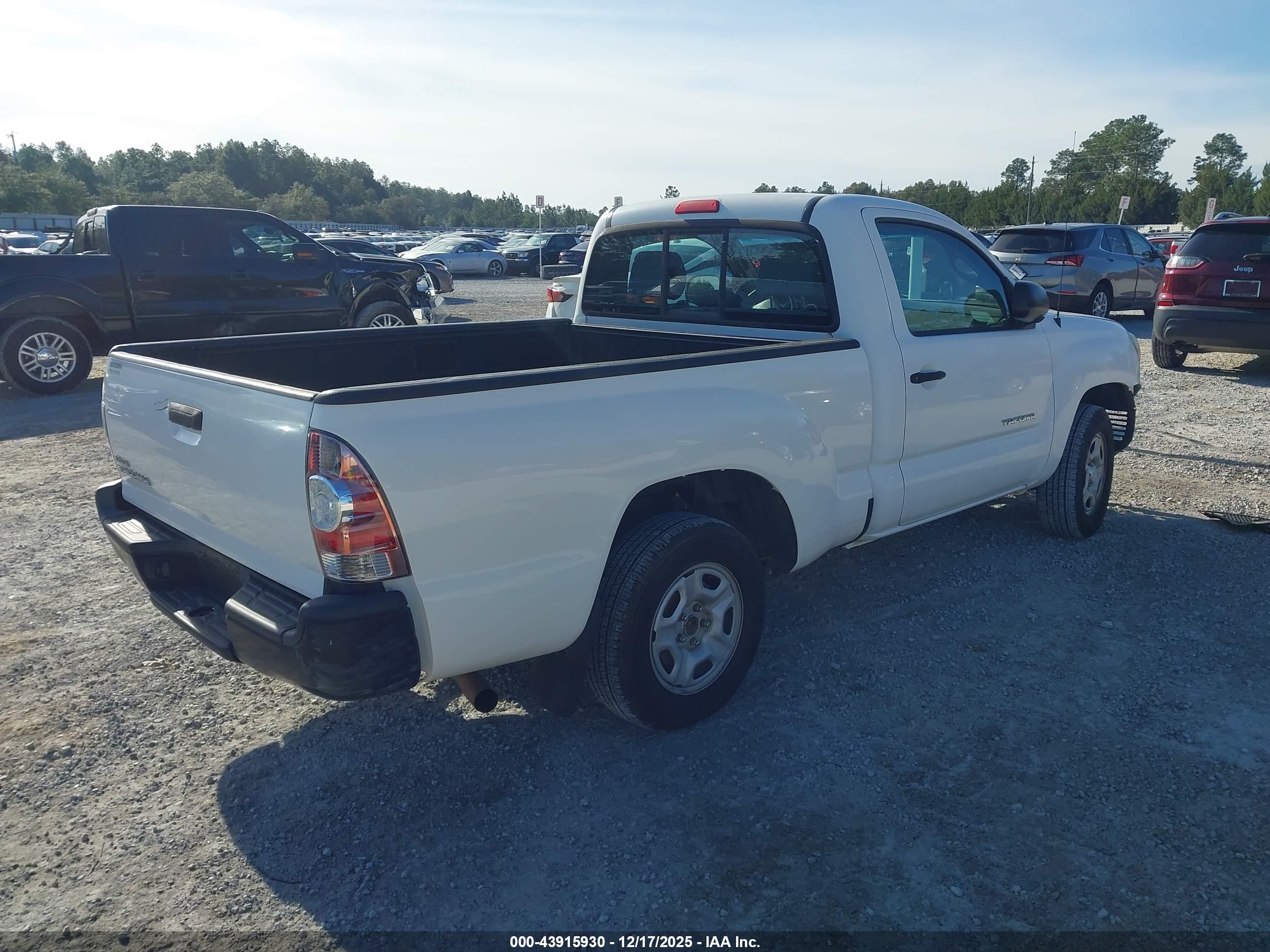 TOYOTA TACOMA image 4