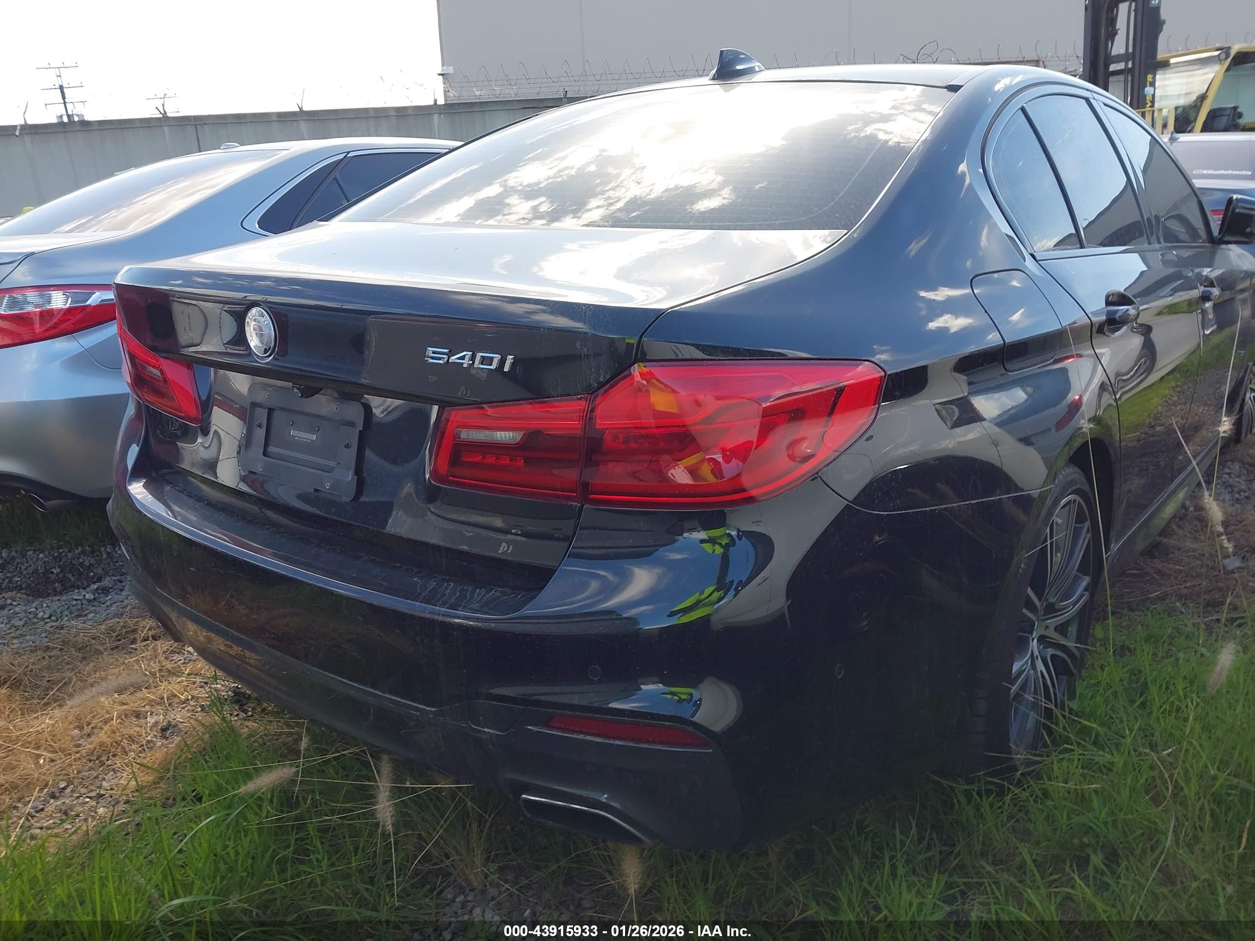 BMW 540I image 4
