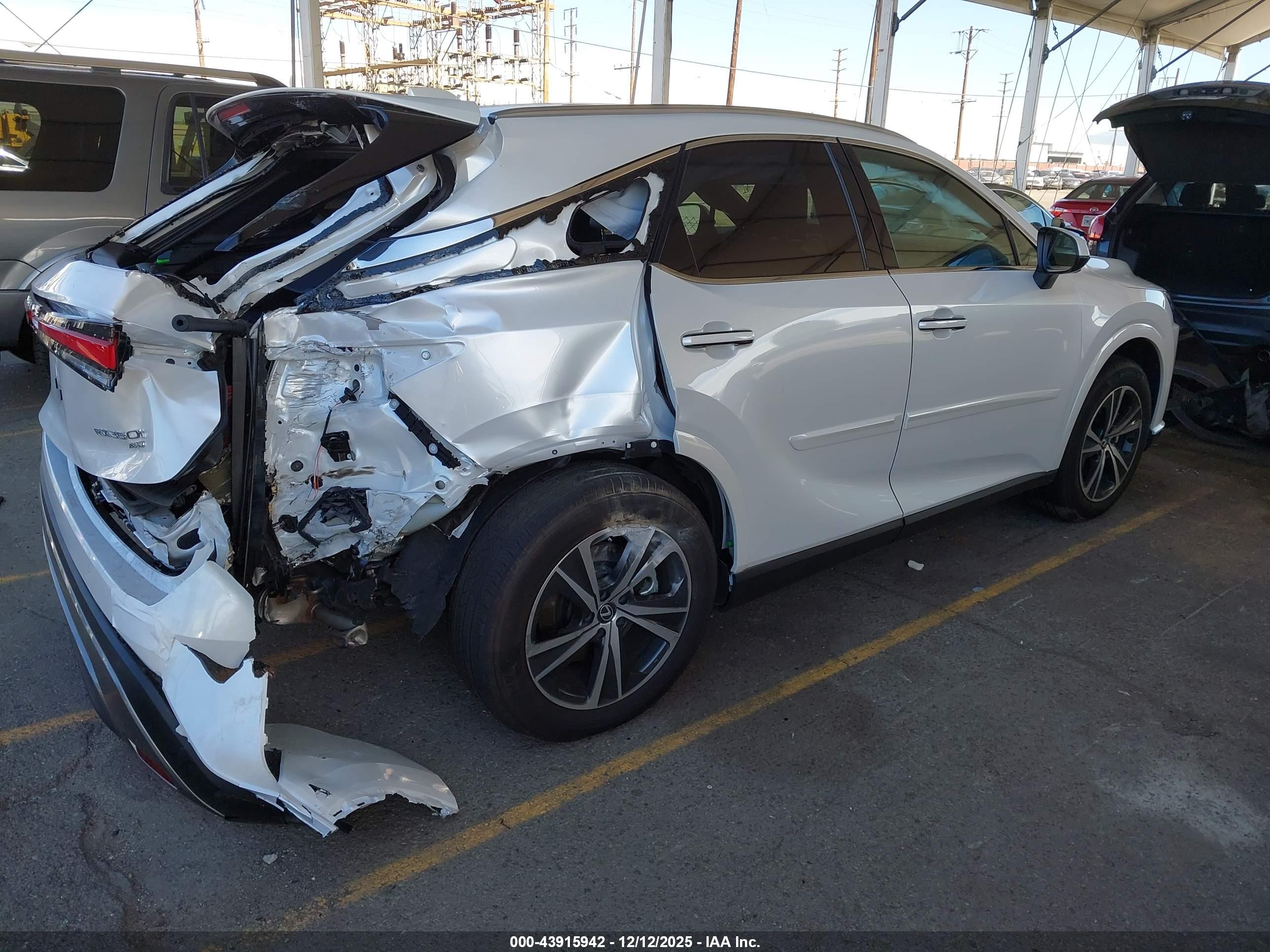 LEXUS RX image 4