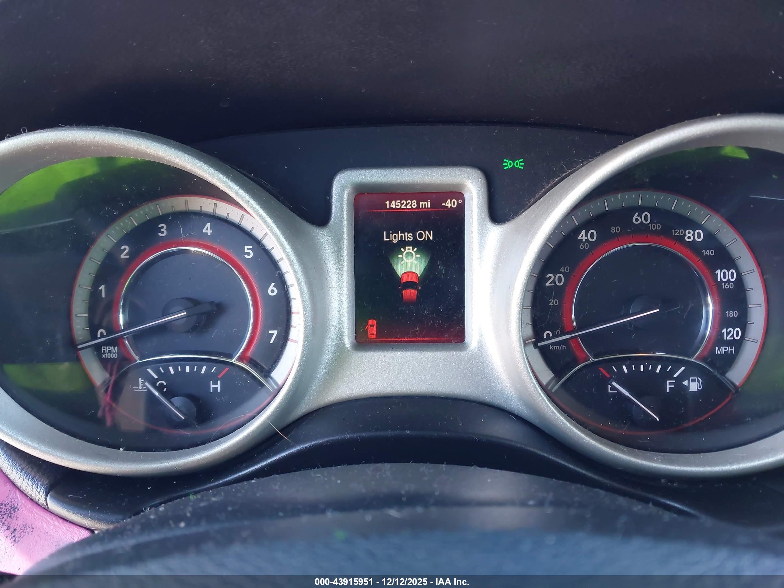 DODGE JOURNEY image 7