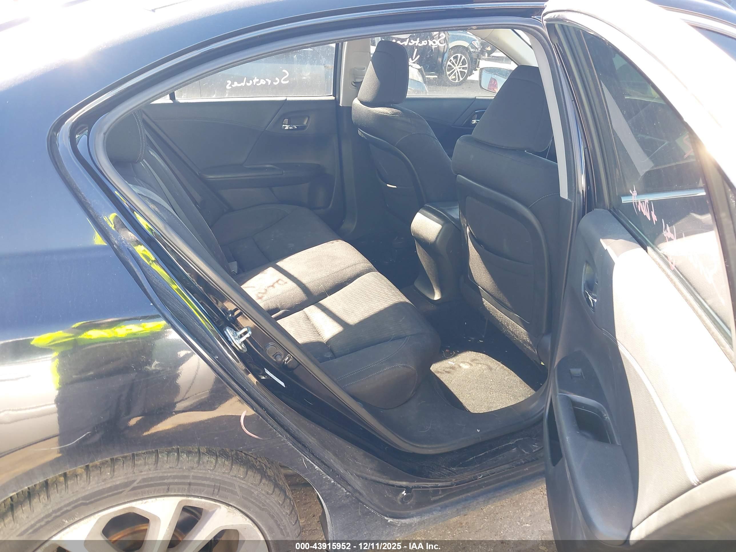 HONDA ACCORD image 8