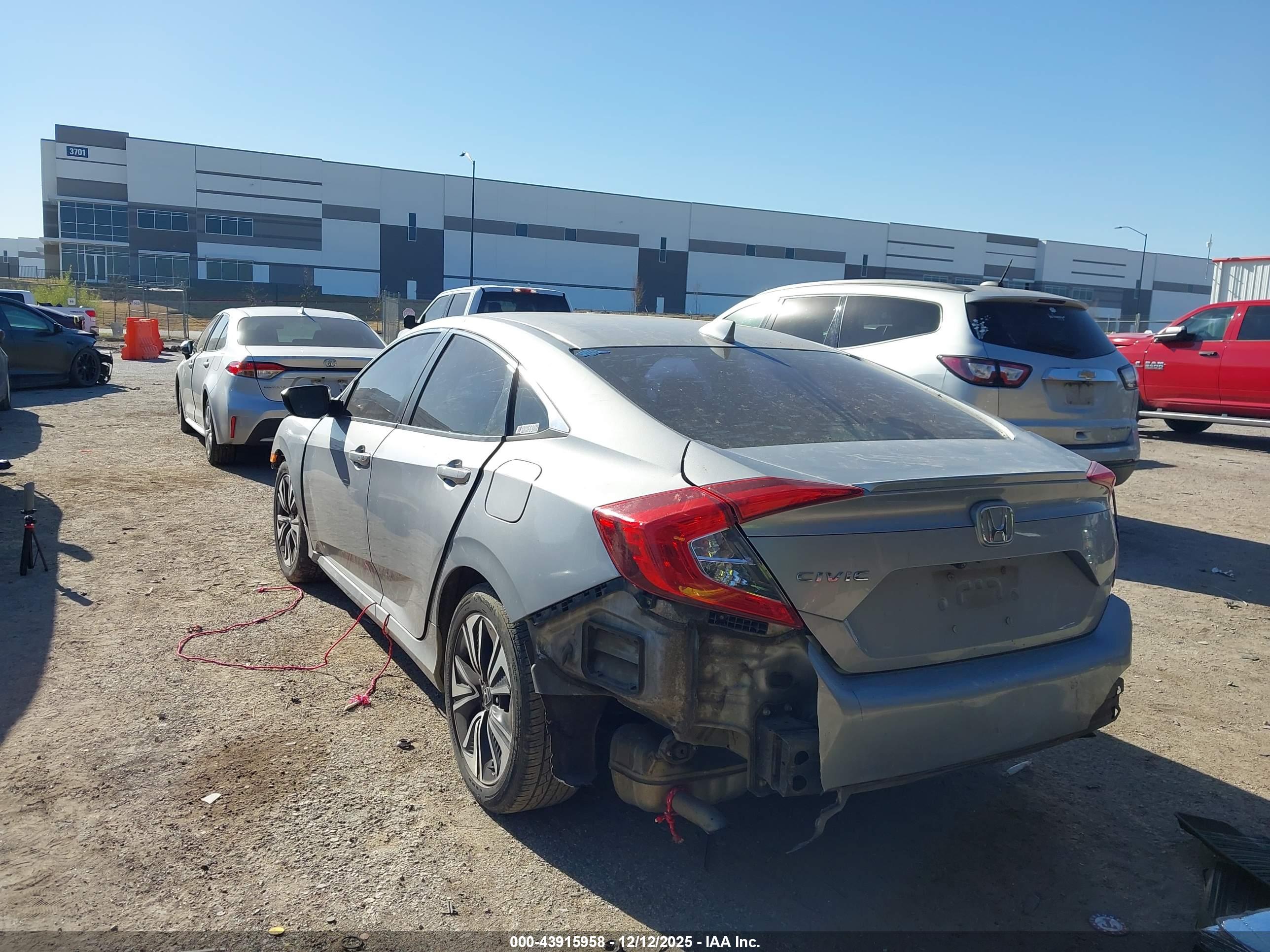 HONDA CIVIC image 3