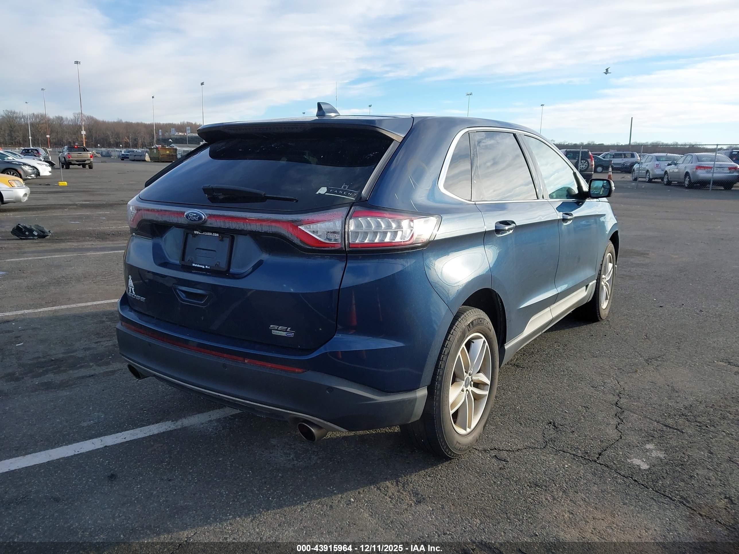 FORD EDGE image 4