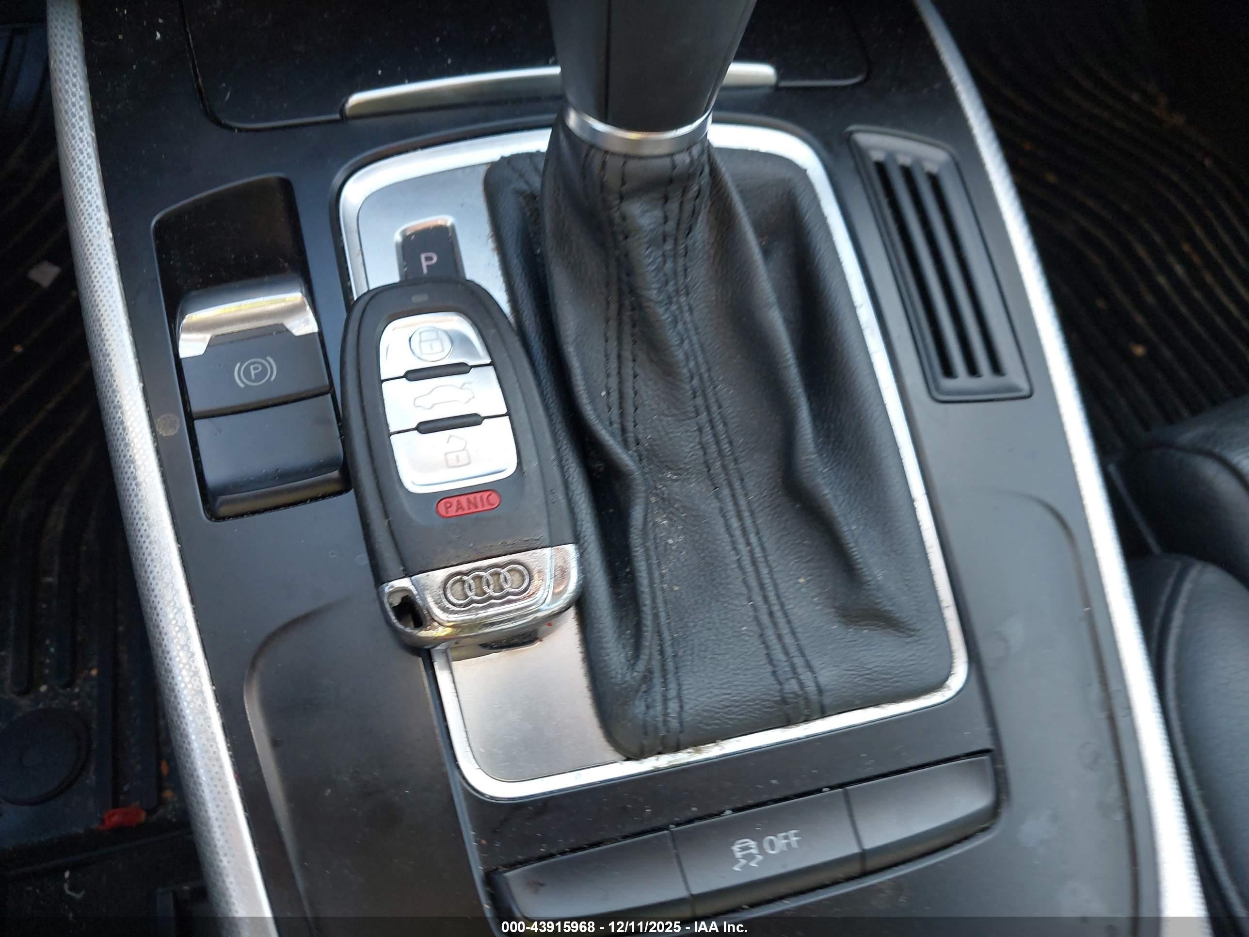 AUDI A4 image 11