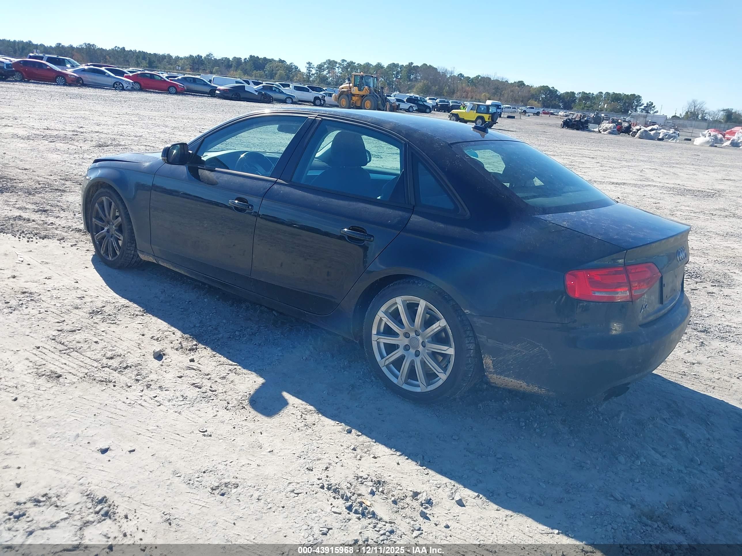 AUDI A4 image 3