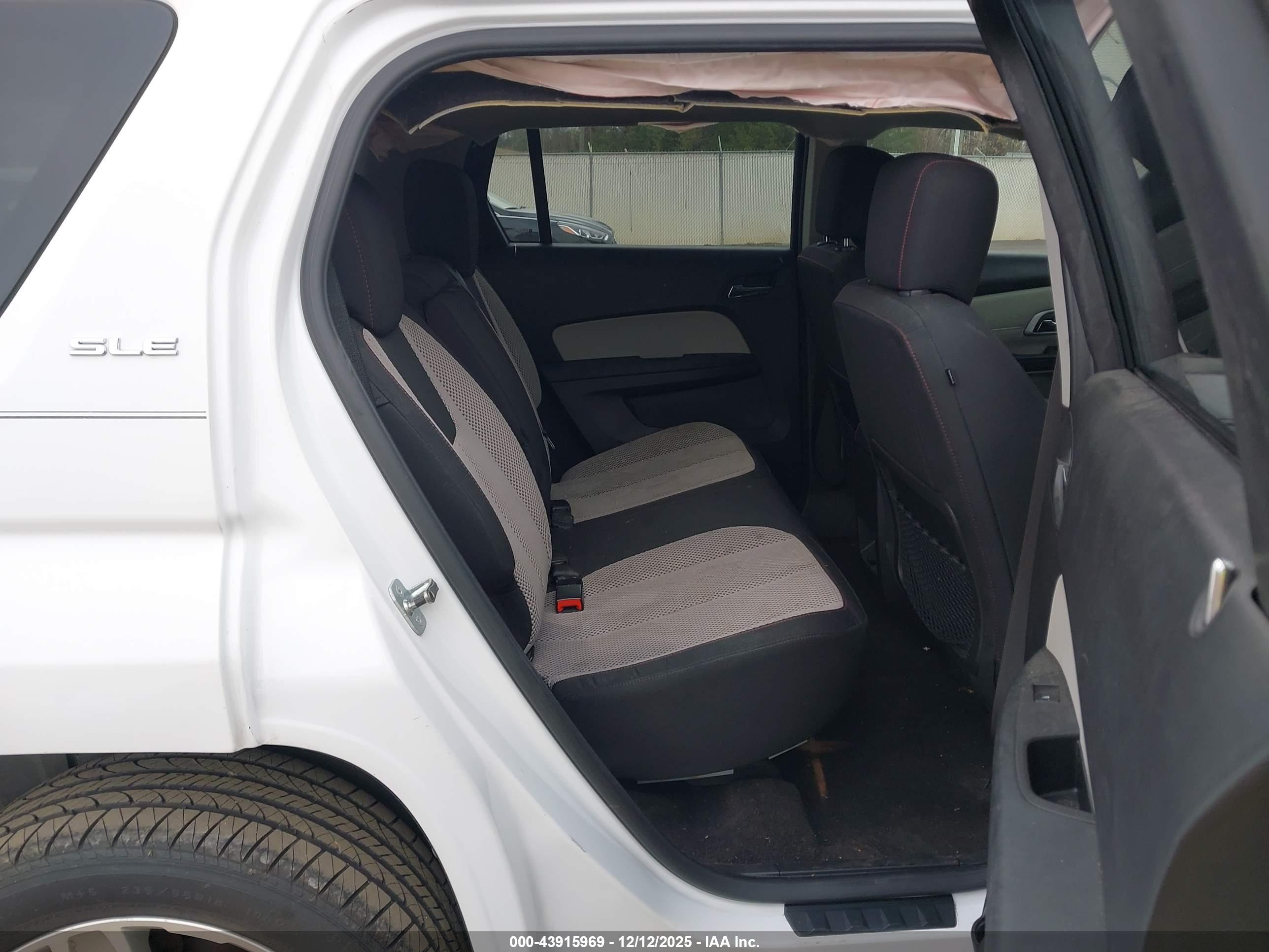 GMC TERRAIN image 8