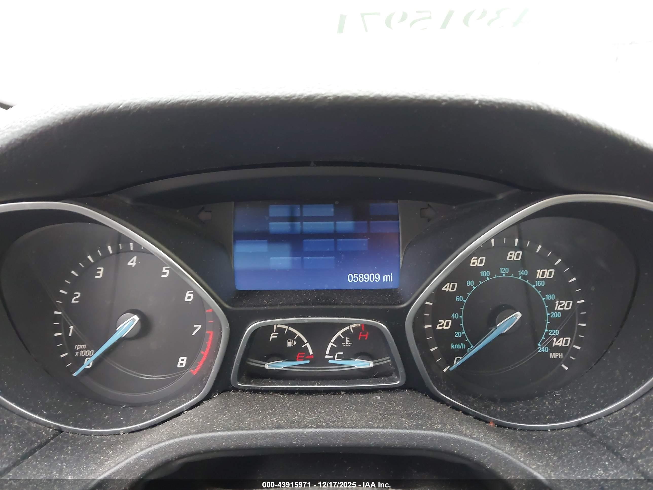 FORD FOCUS image 7