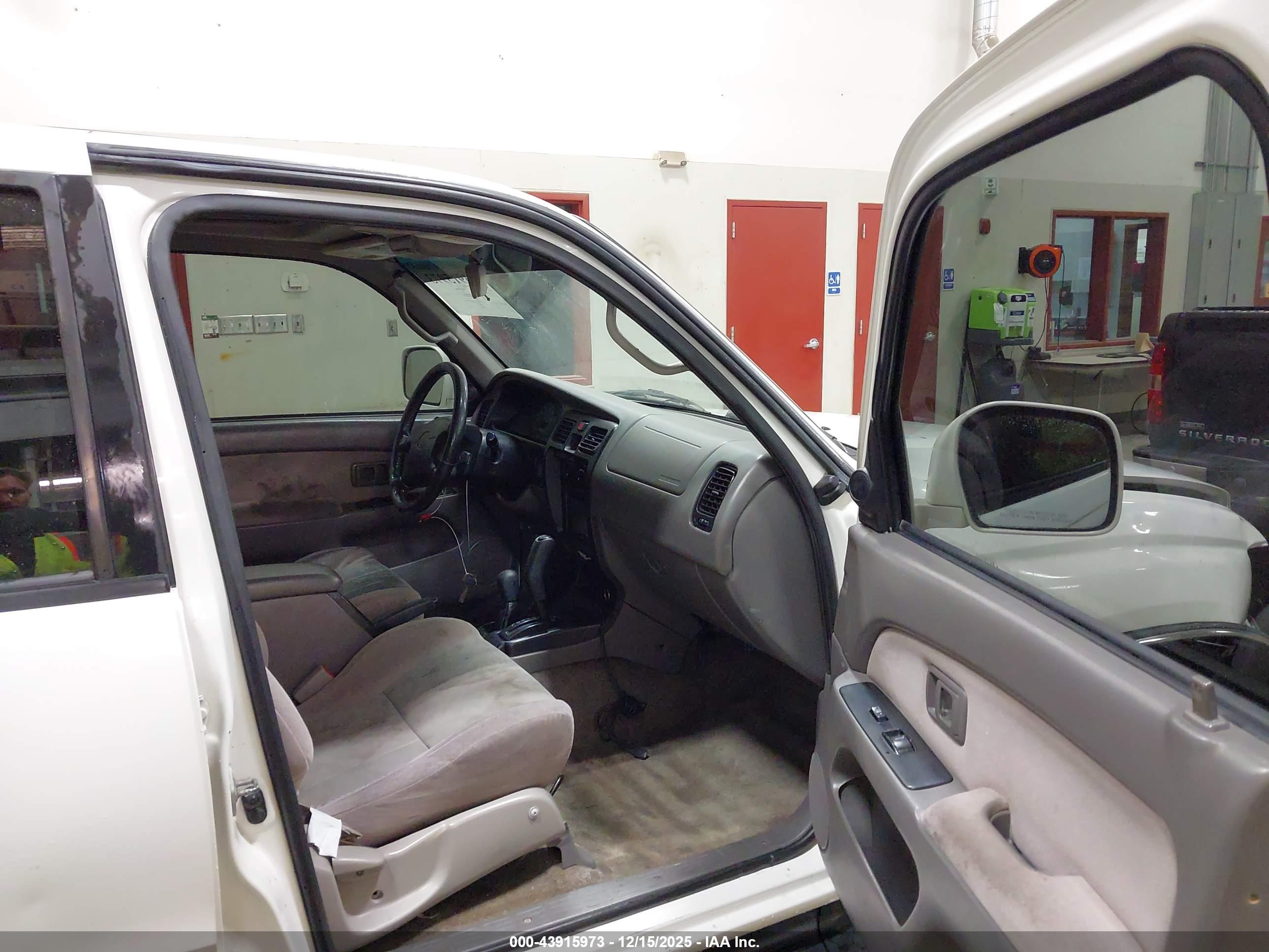 TOYOTA 4RUNNER image 5