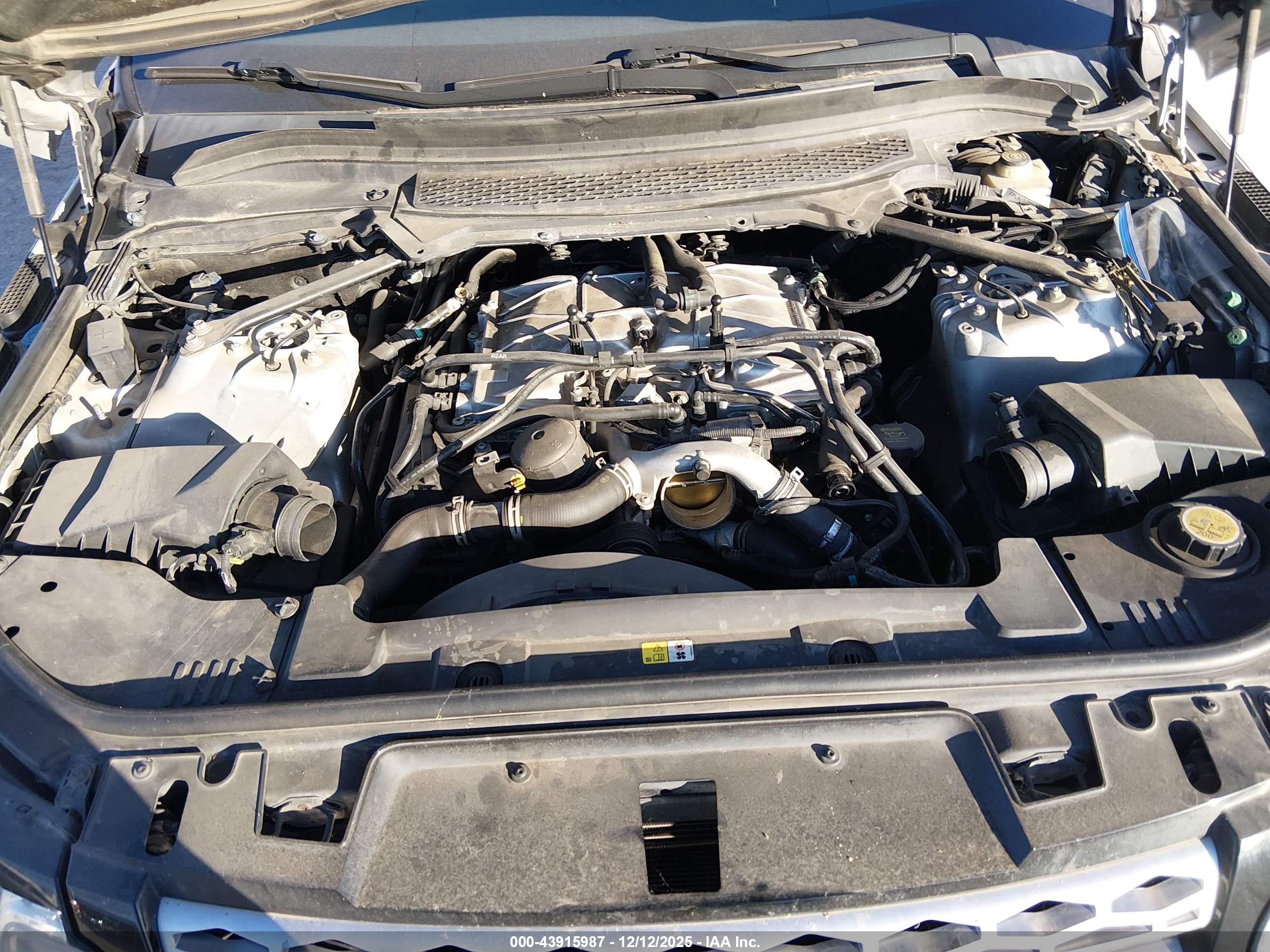 LAND ROVER image 10