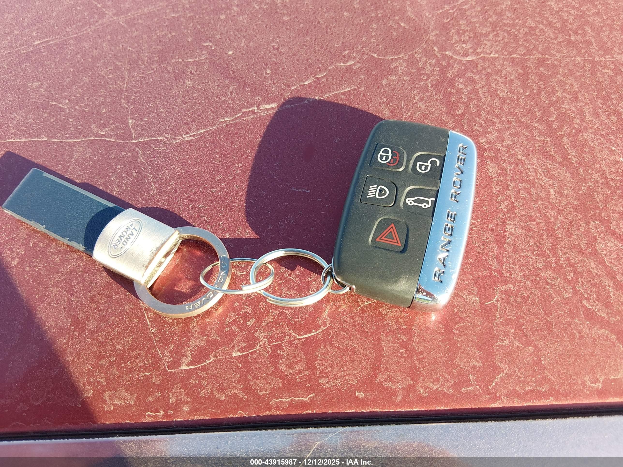 LAND ROVER image 11