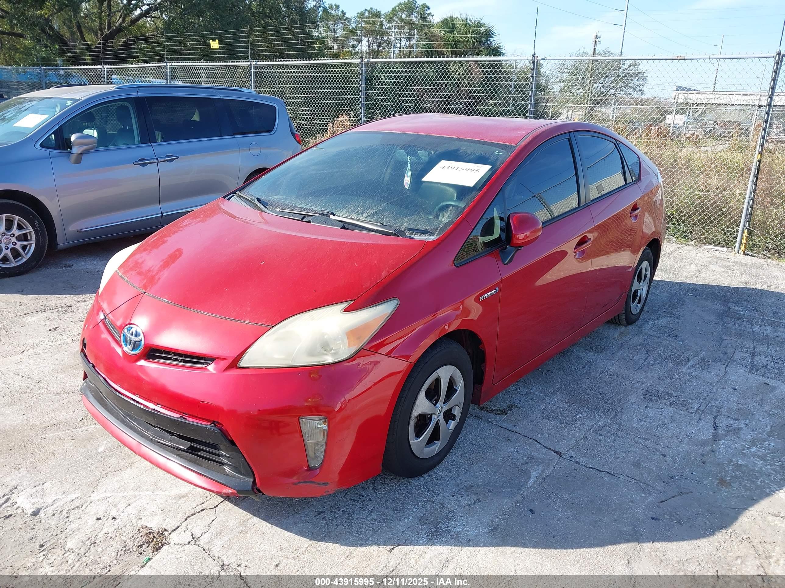 TOYOTA PRIUS image 2