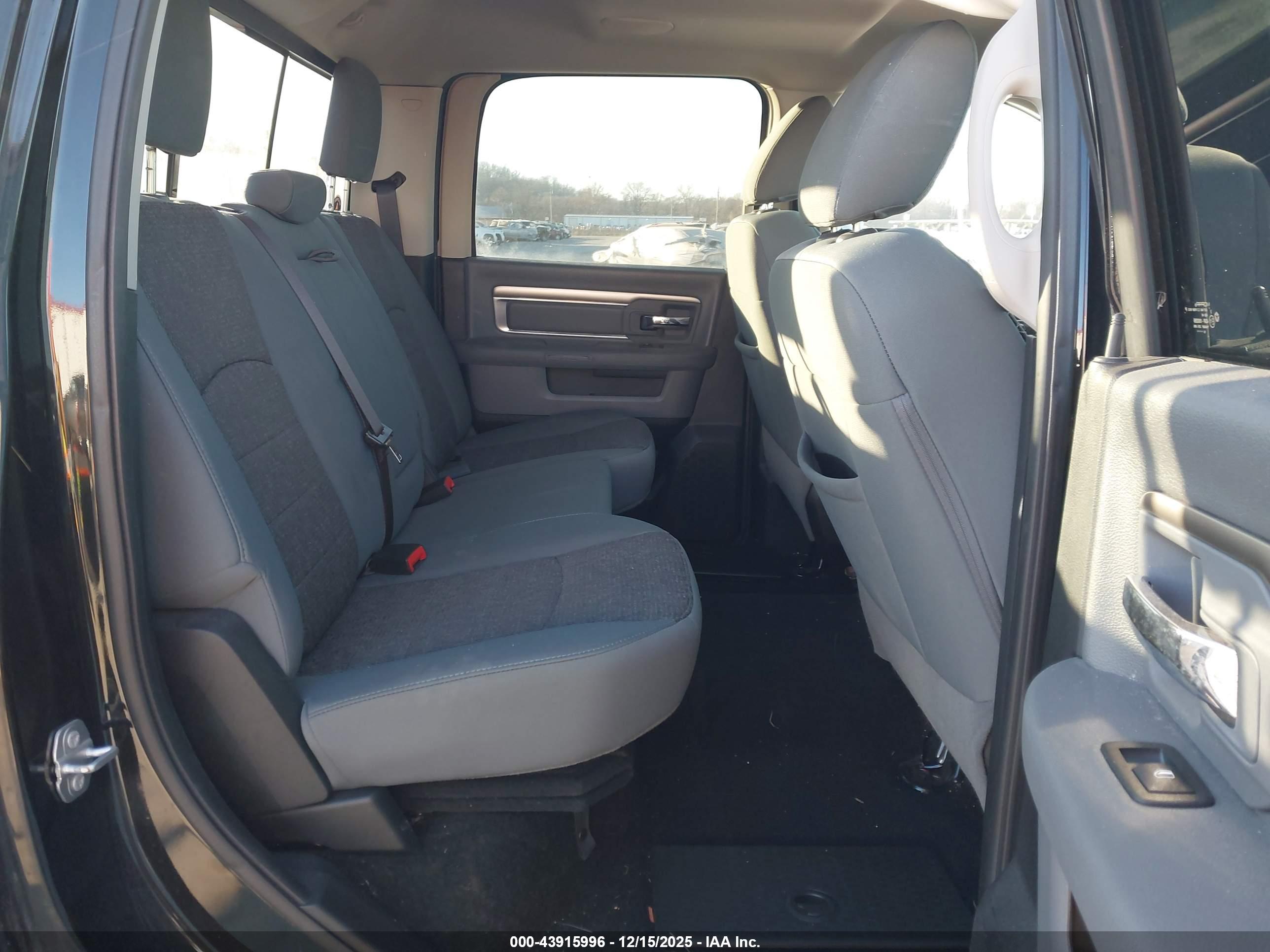 RAM 1500 image 8