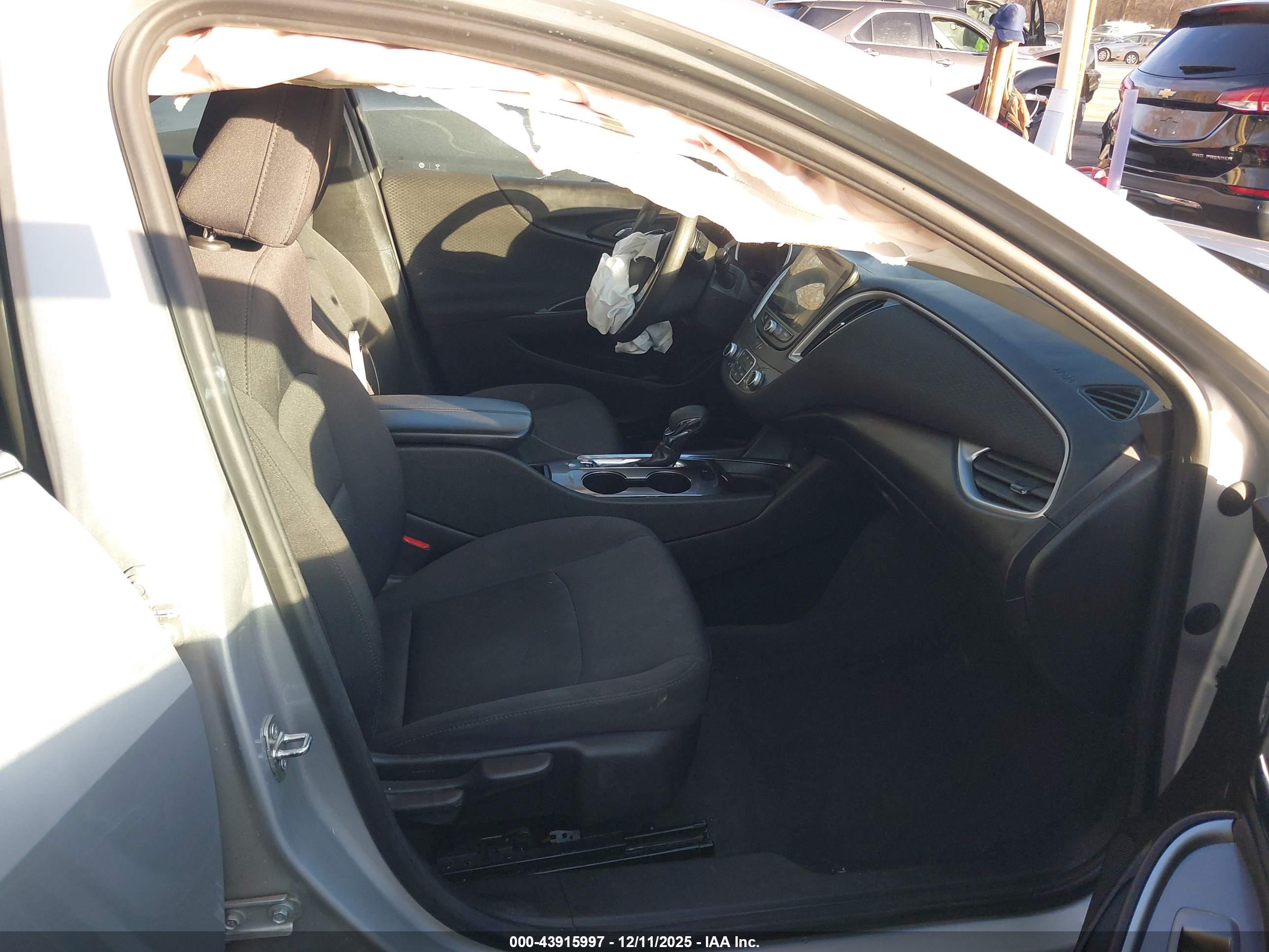 CHEVROLET MALIBU image 5