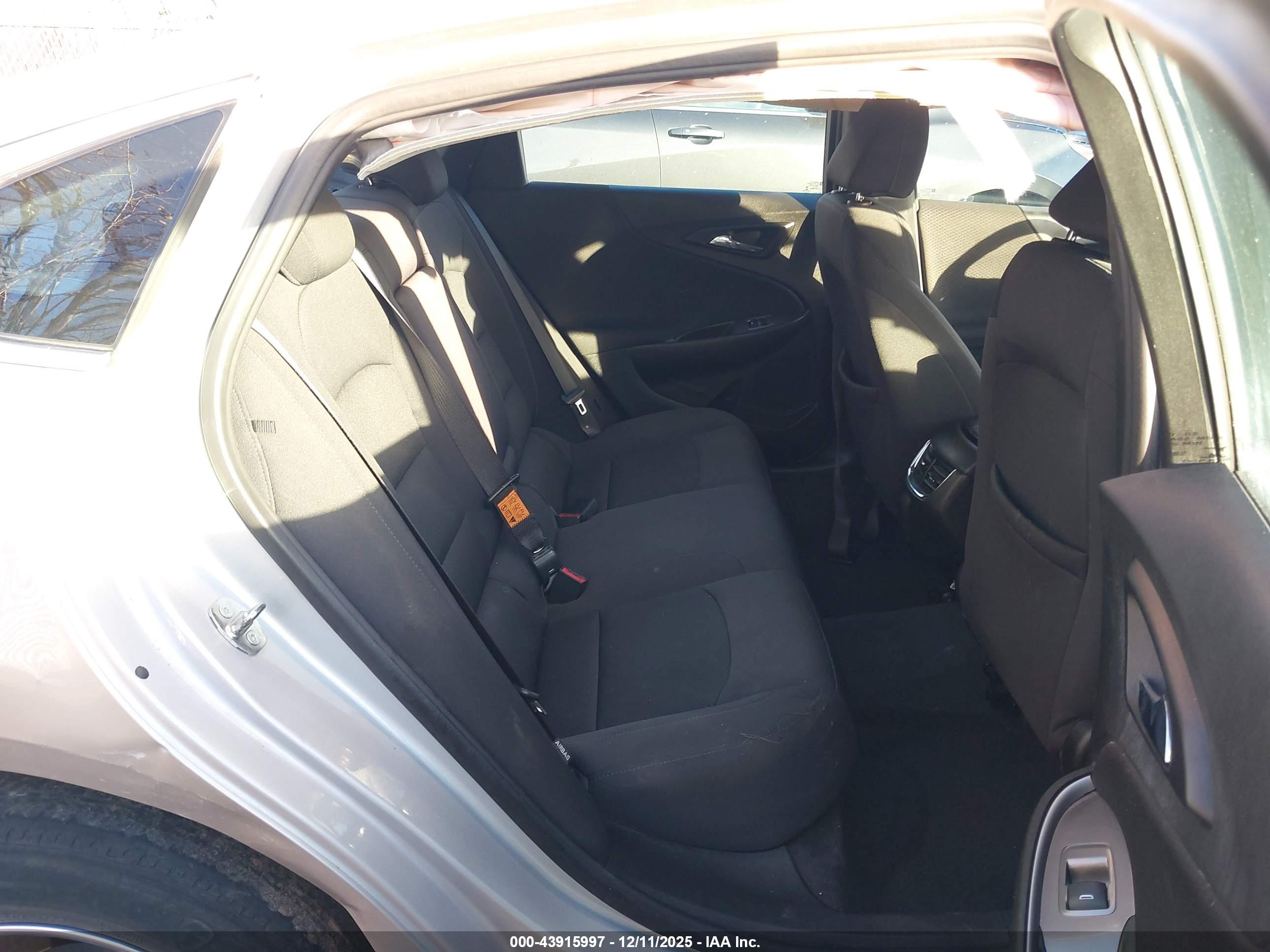 CHEVROLET MALIBU image 8