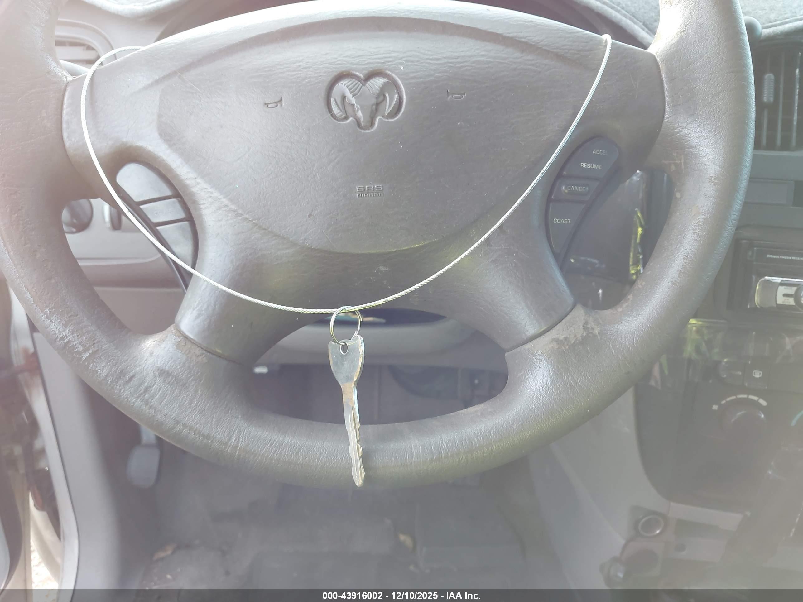 DODGE CARAVAN image 11