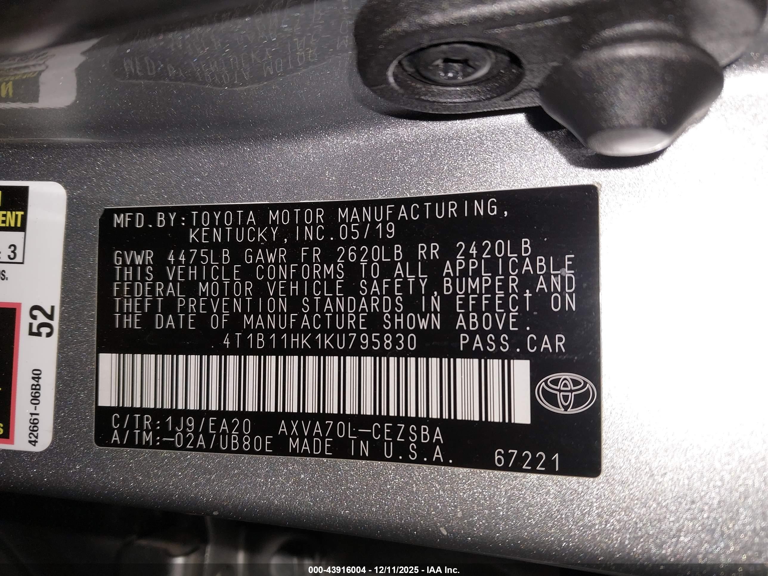 TOYOTA CAMRY image 9
