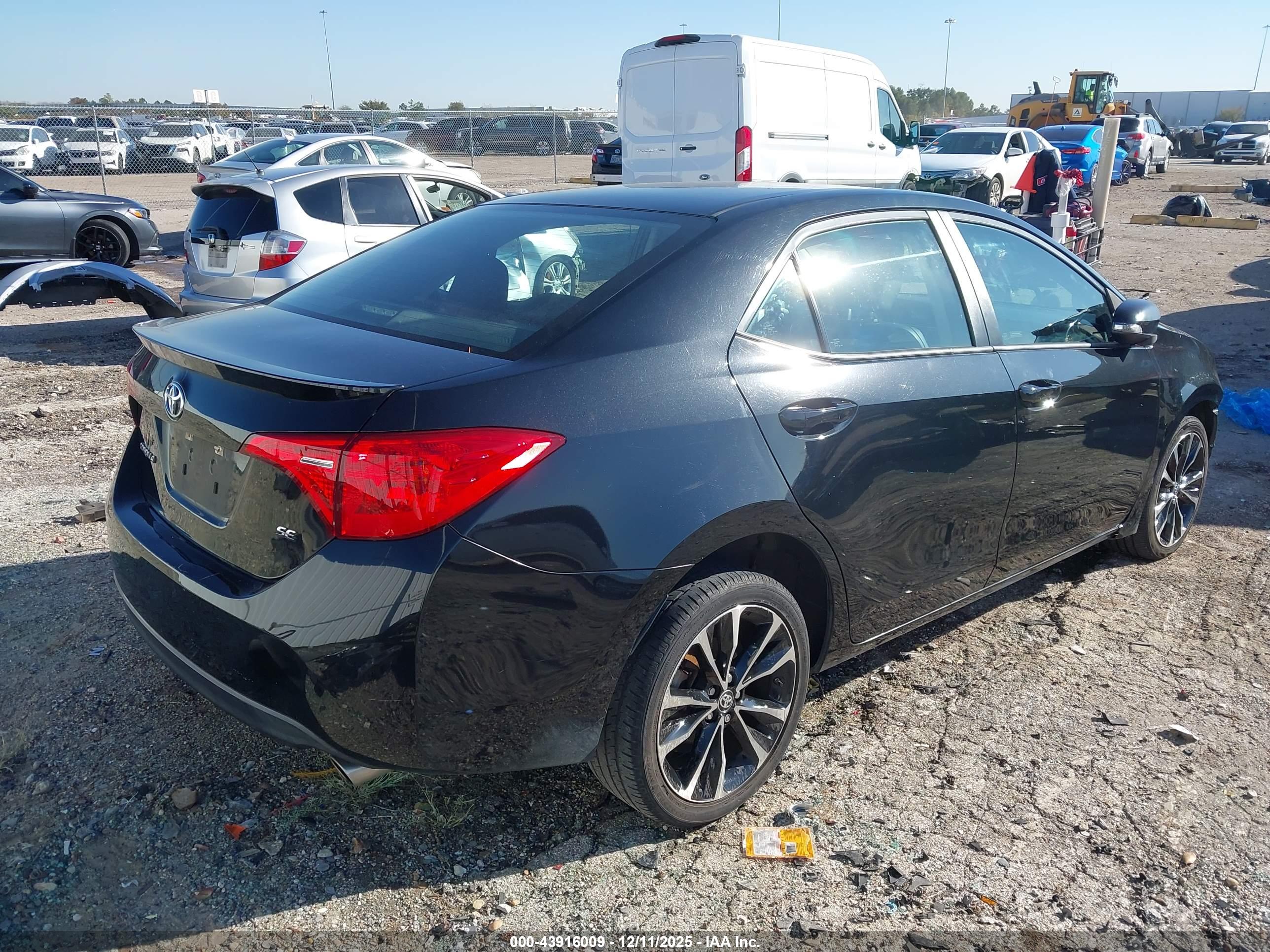 TOYOTA COROLLA image 4