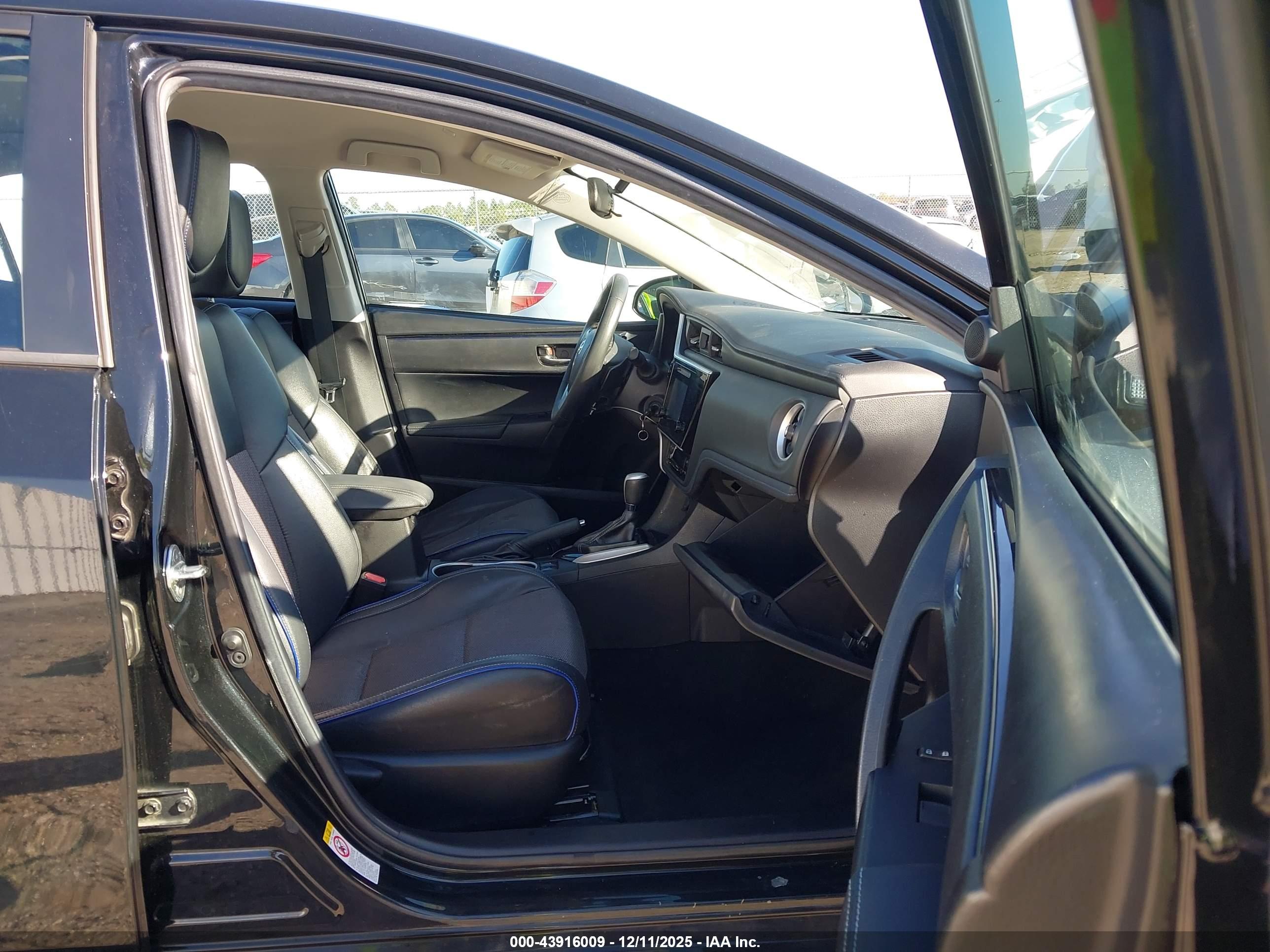 TOYOTA COROLLA image 5