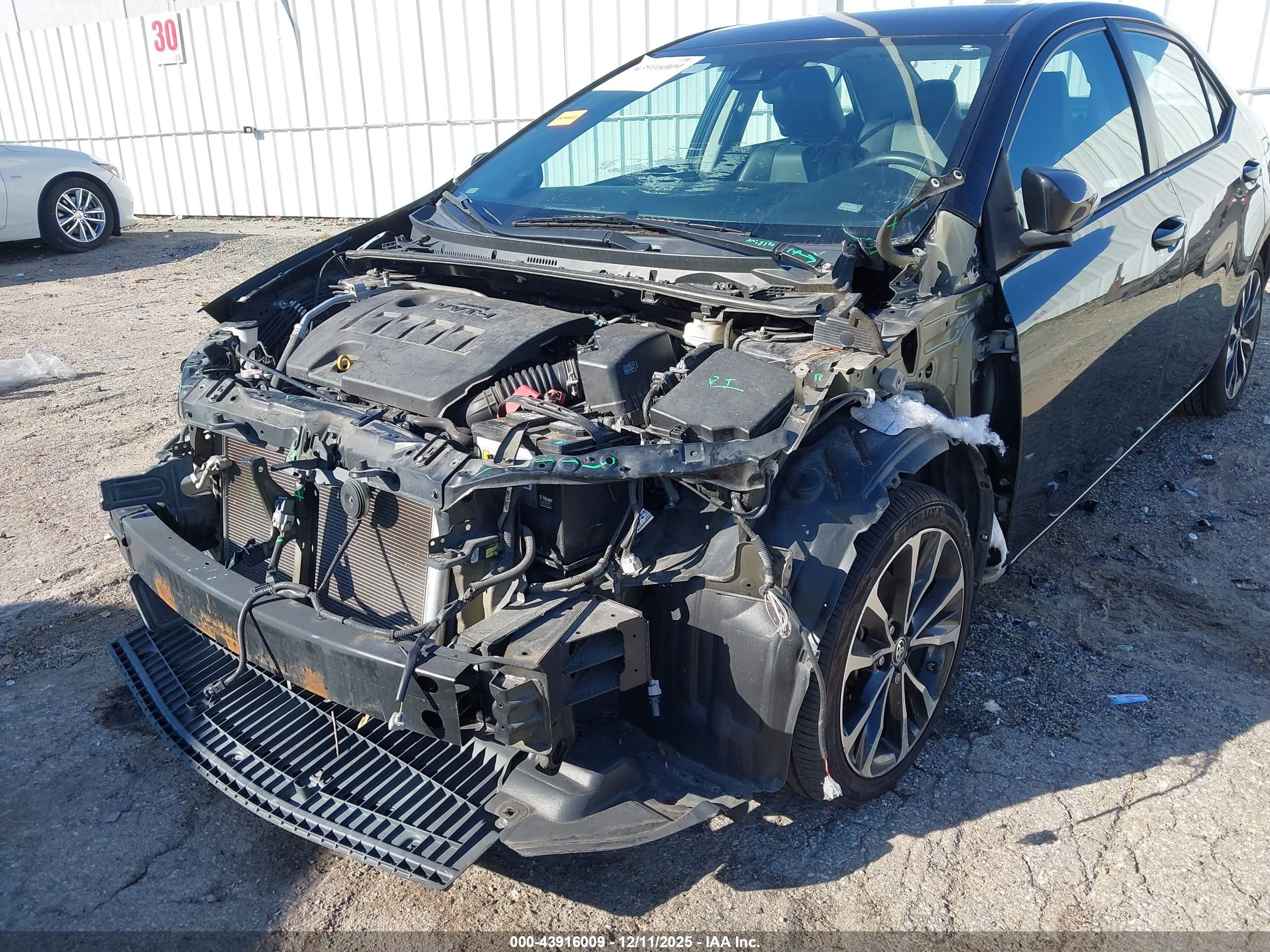 TOYOTA COROLLA image 6