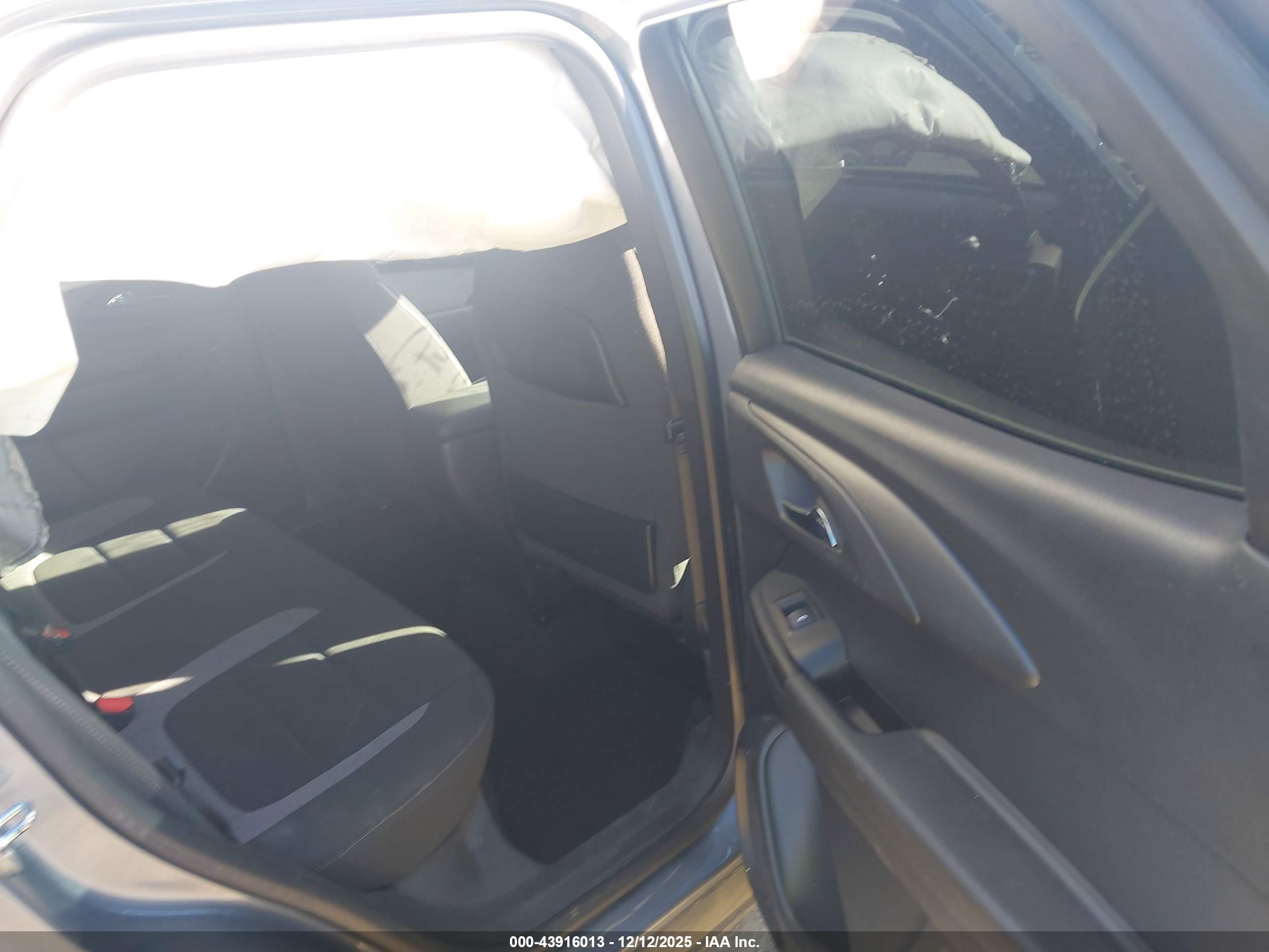 CHEVROLET TRAILBLAZER image 8