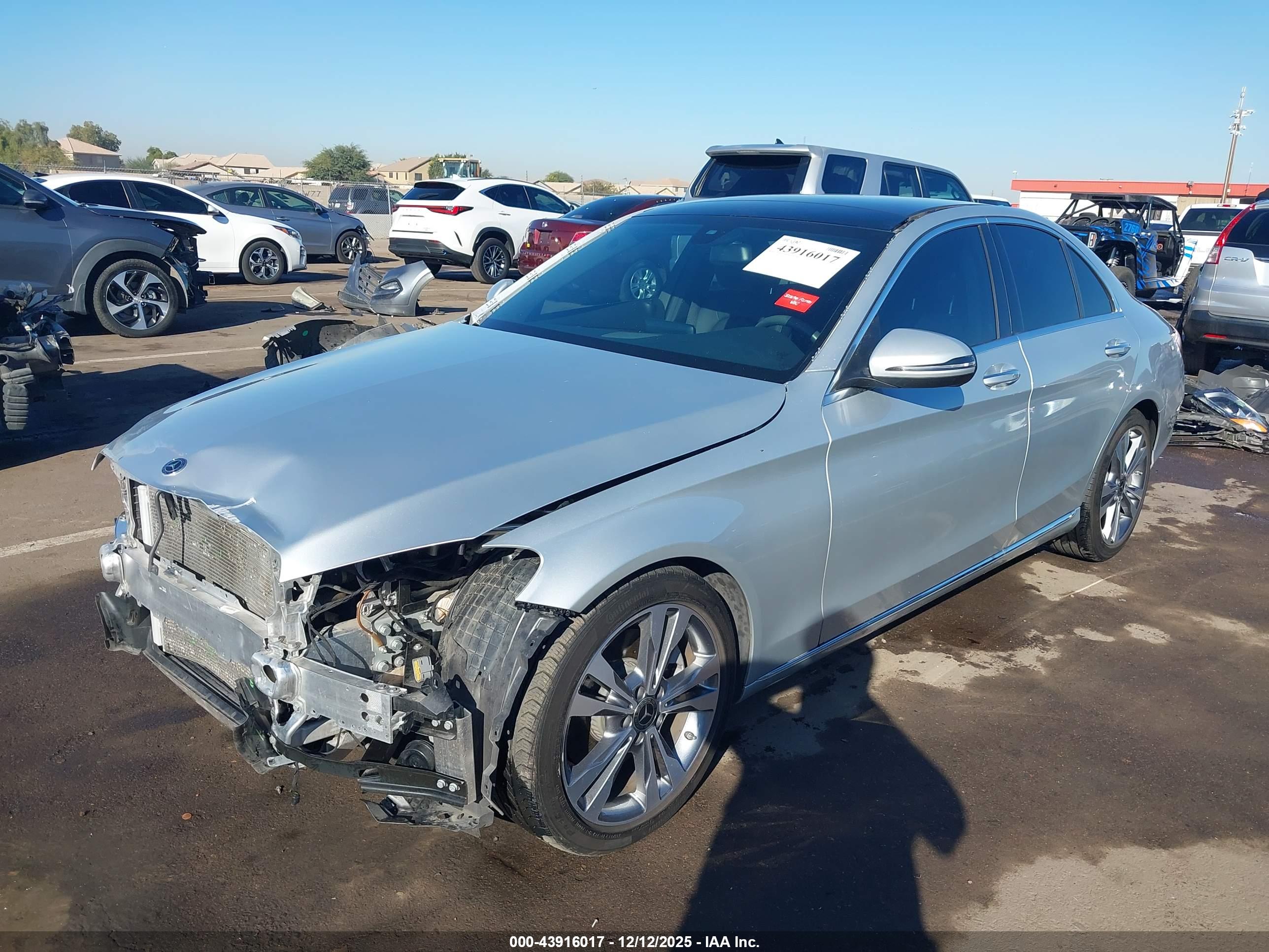 MERCEDES-BENZ C image 2