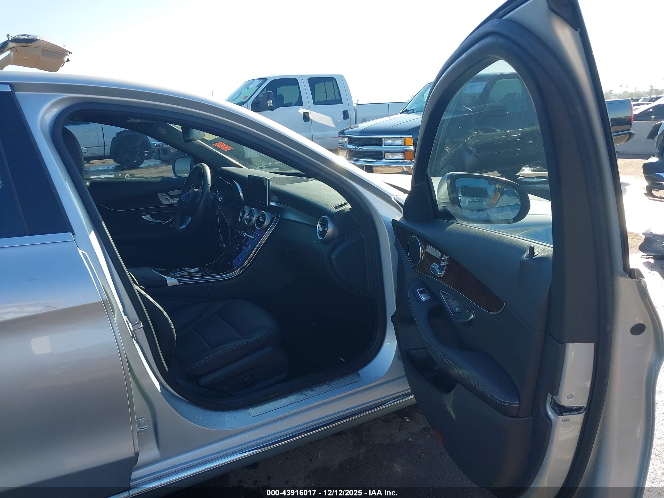 MERCEDES-BENZ C image 5