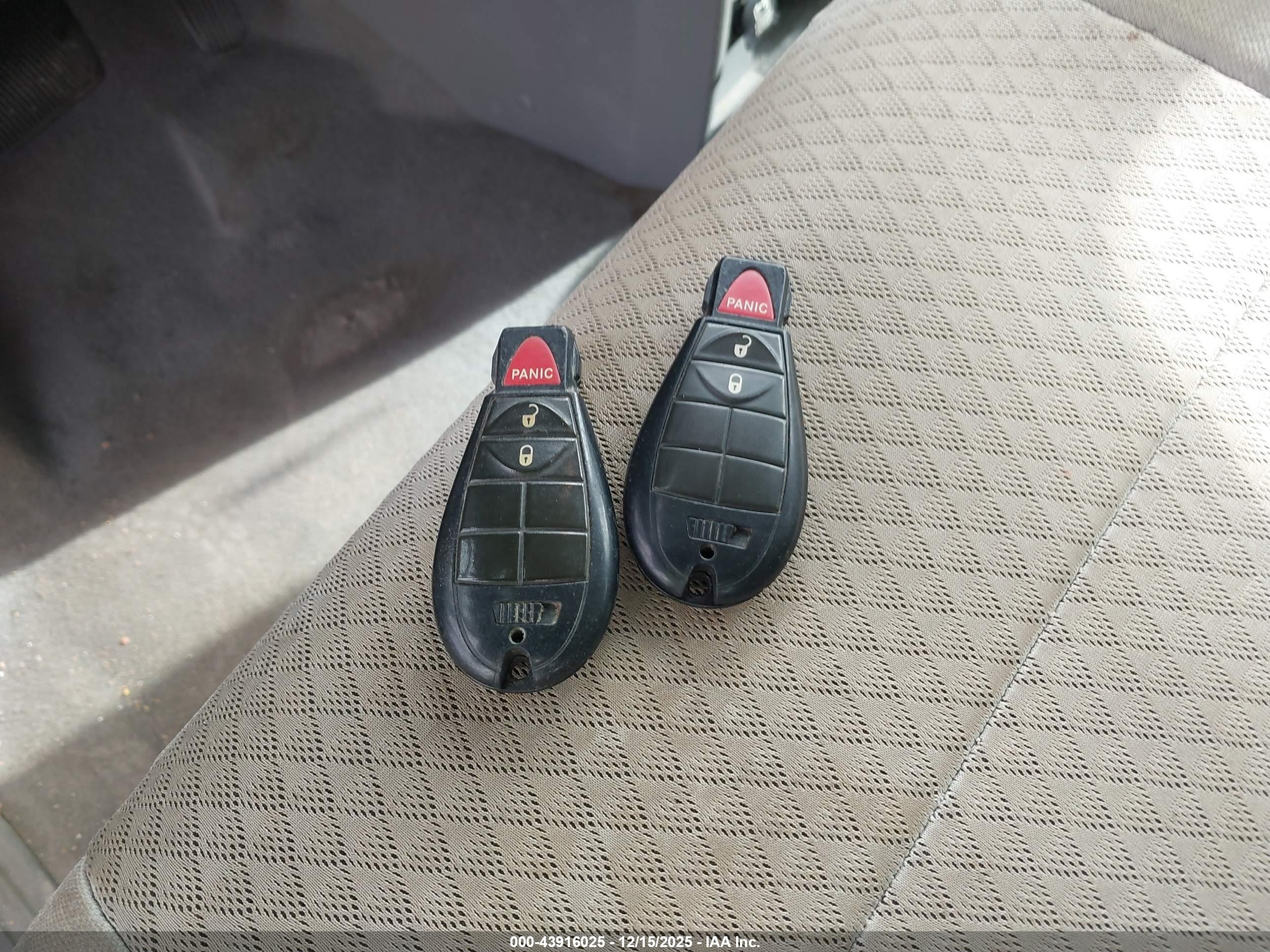 DODGE GRAND image 11