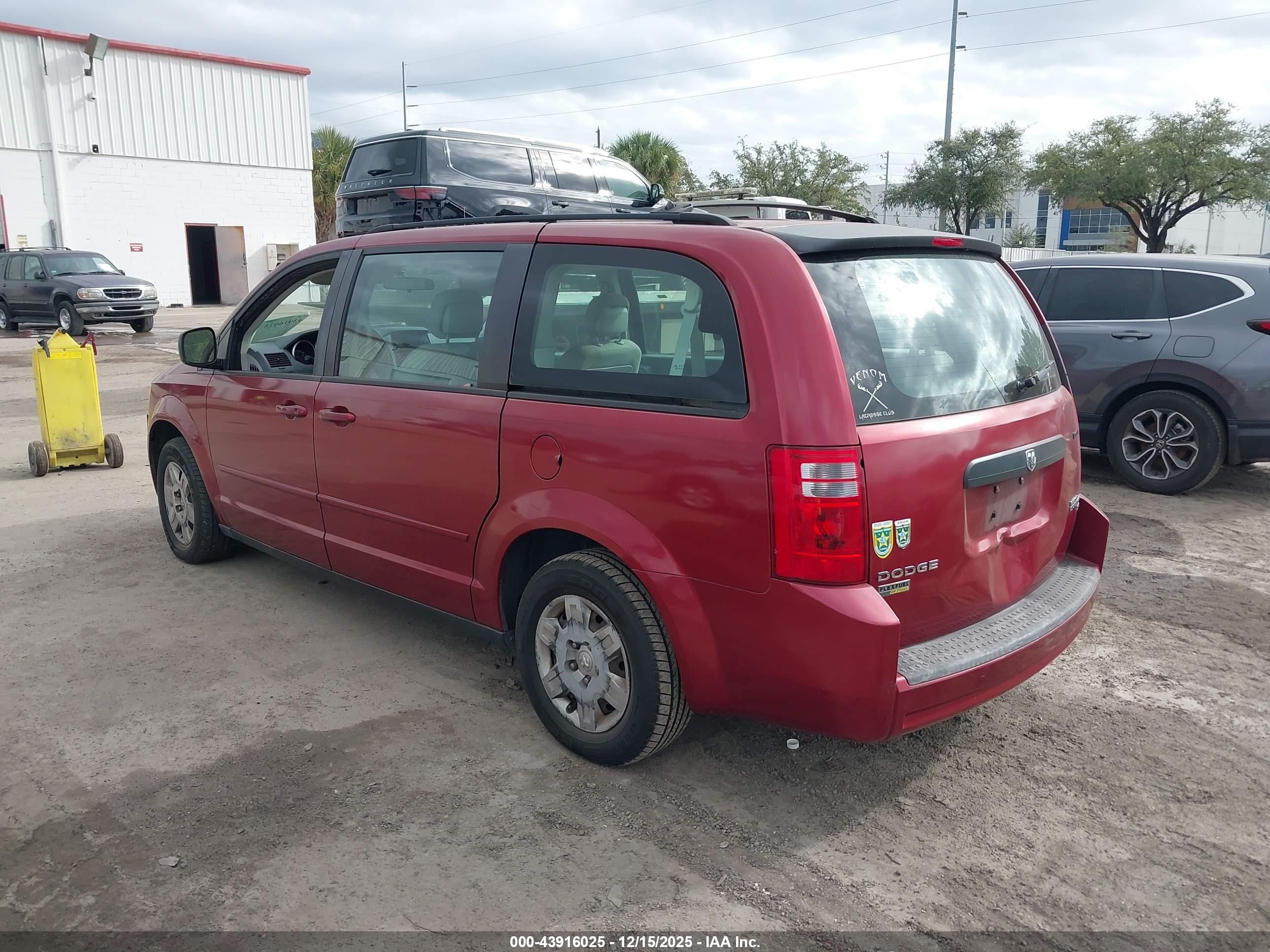 DODGE GRAND image 3